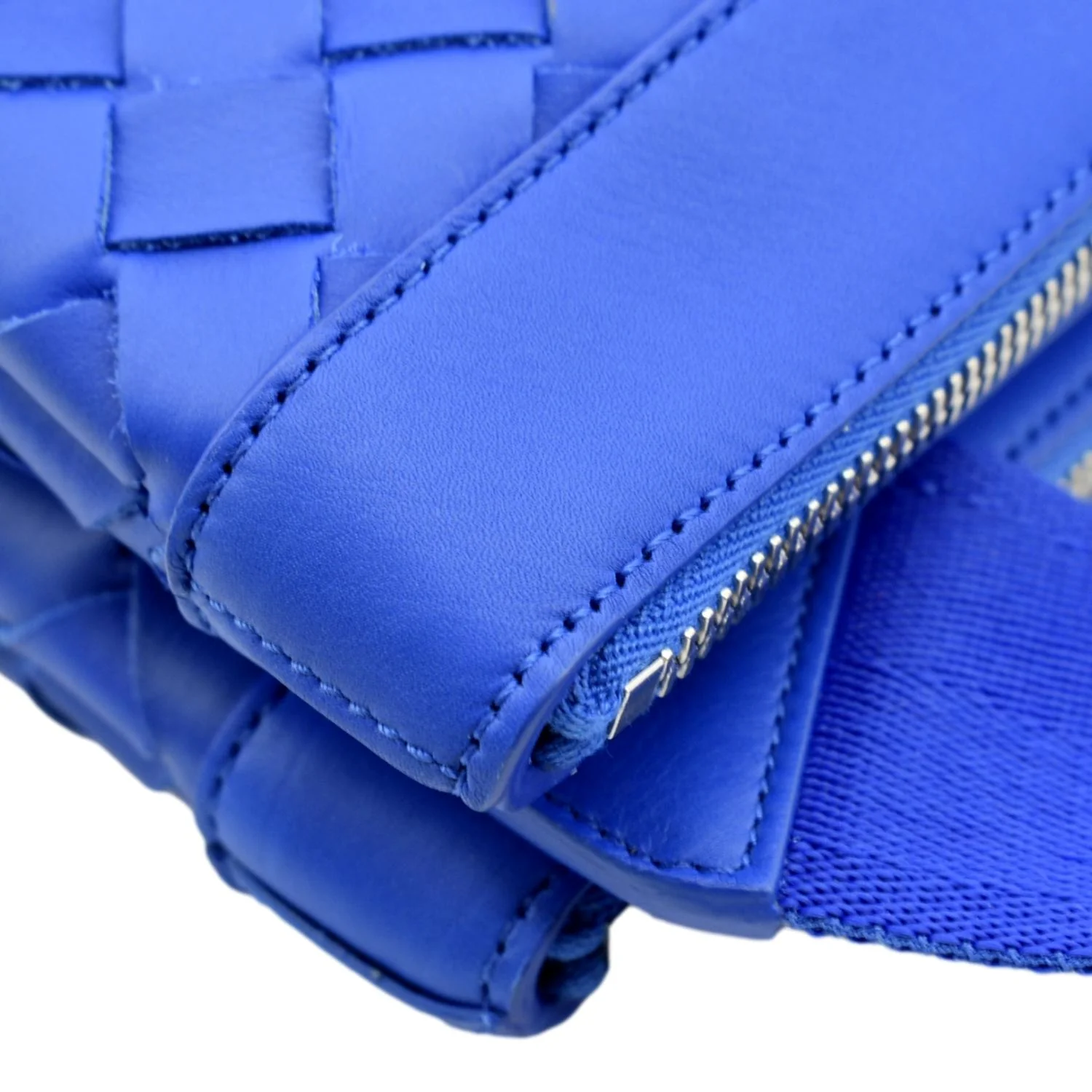 BOTTEGA VENETA Intrecciato Leather Crossbody Messenger Bag Blue - Image 5