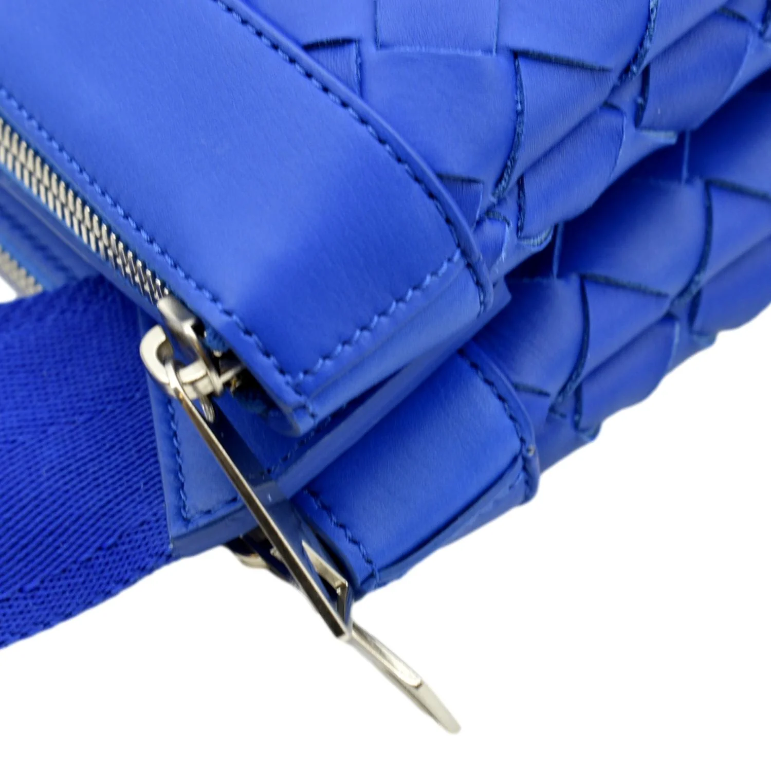 BOTTEGA VENETA Intrecciato Leather Crossbody Messenger Bag Blue - Image 6