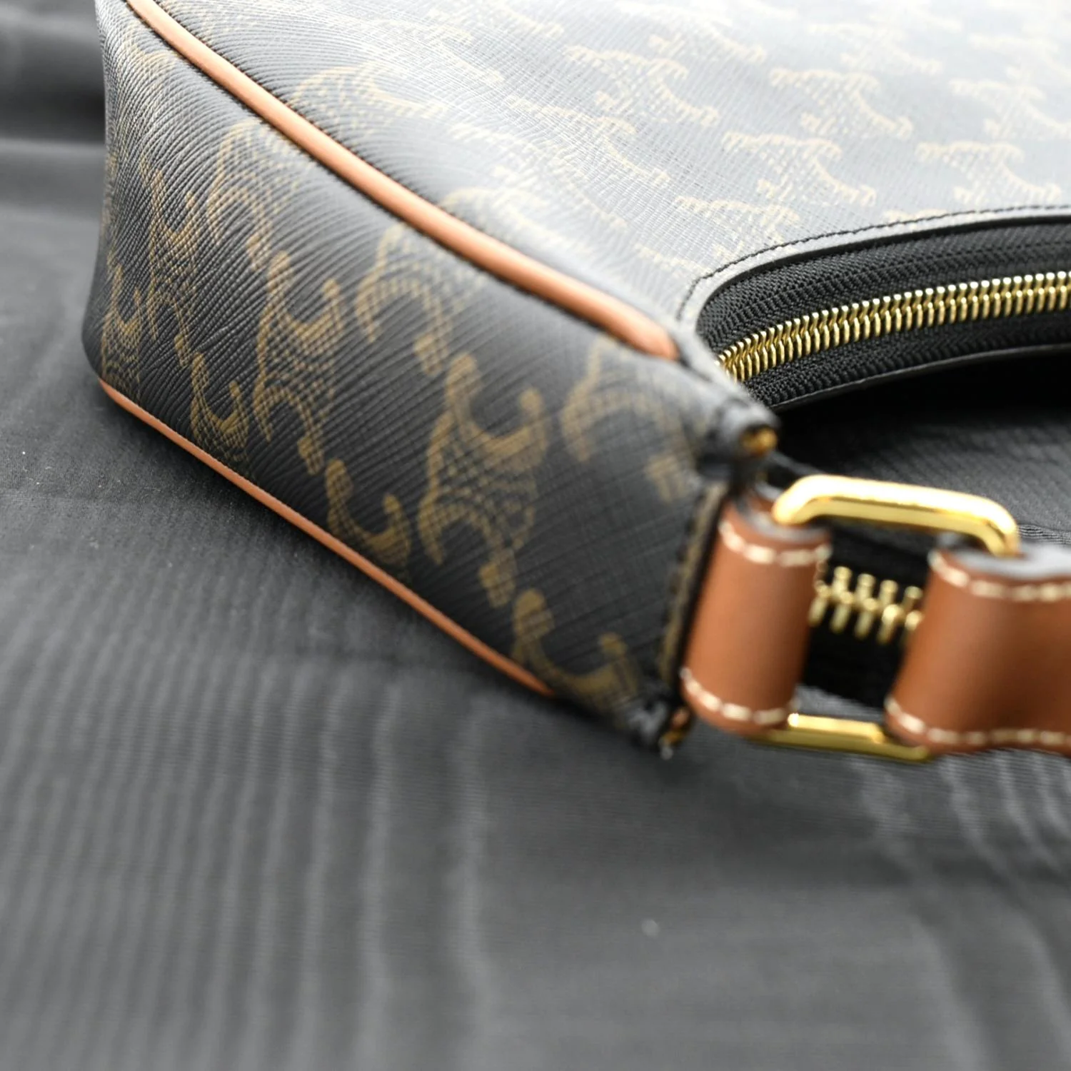 CELINE Ava Triomphe Canvas Calfskin Shoulder Bag Tan - Image 5