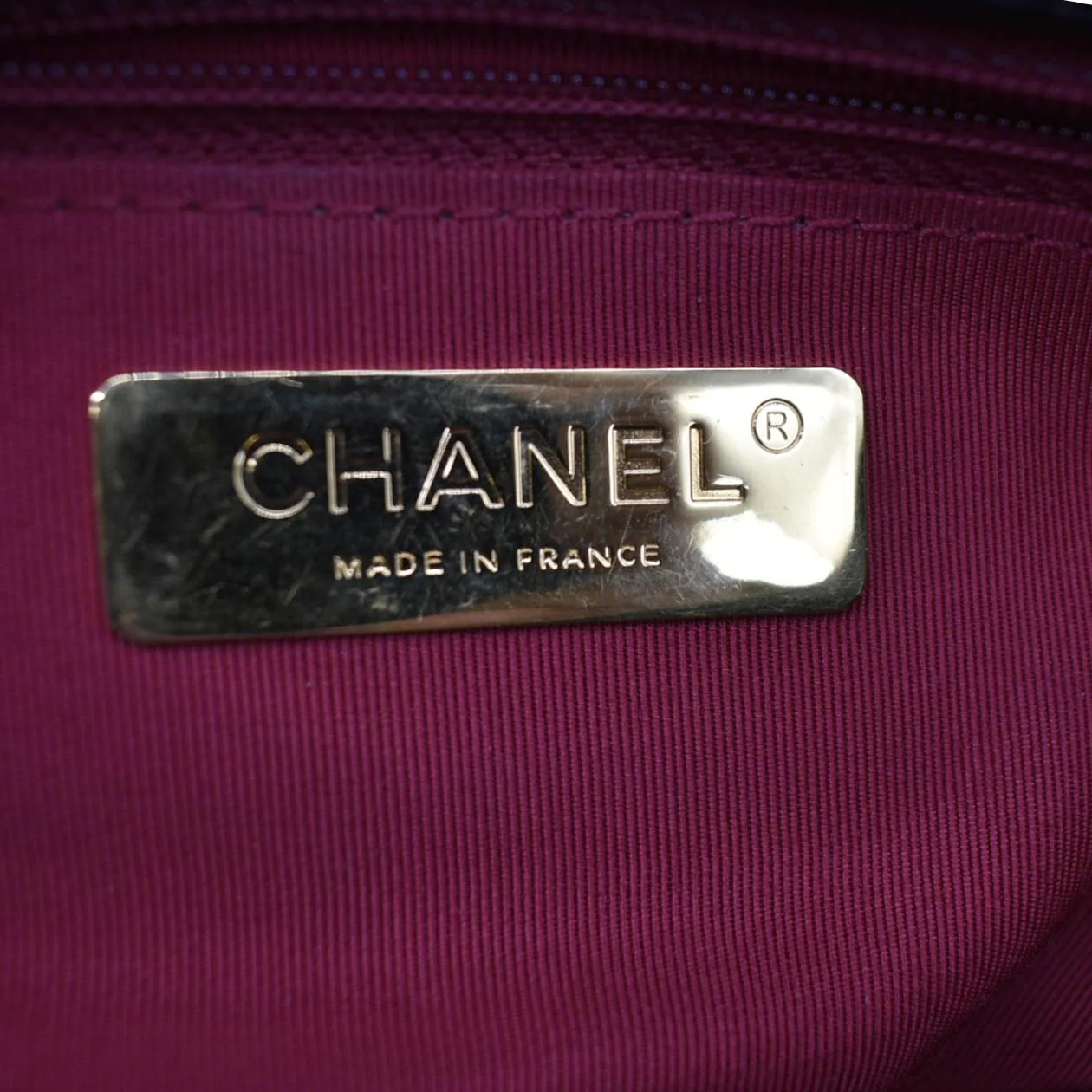 CHANEL 19 Flap Quilted Lambskin Leather Shoulder Bag Black - Image 15