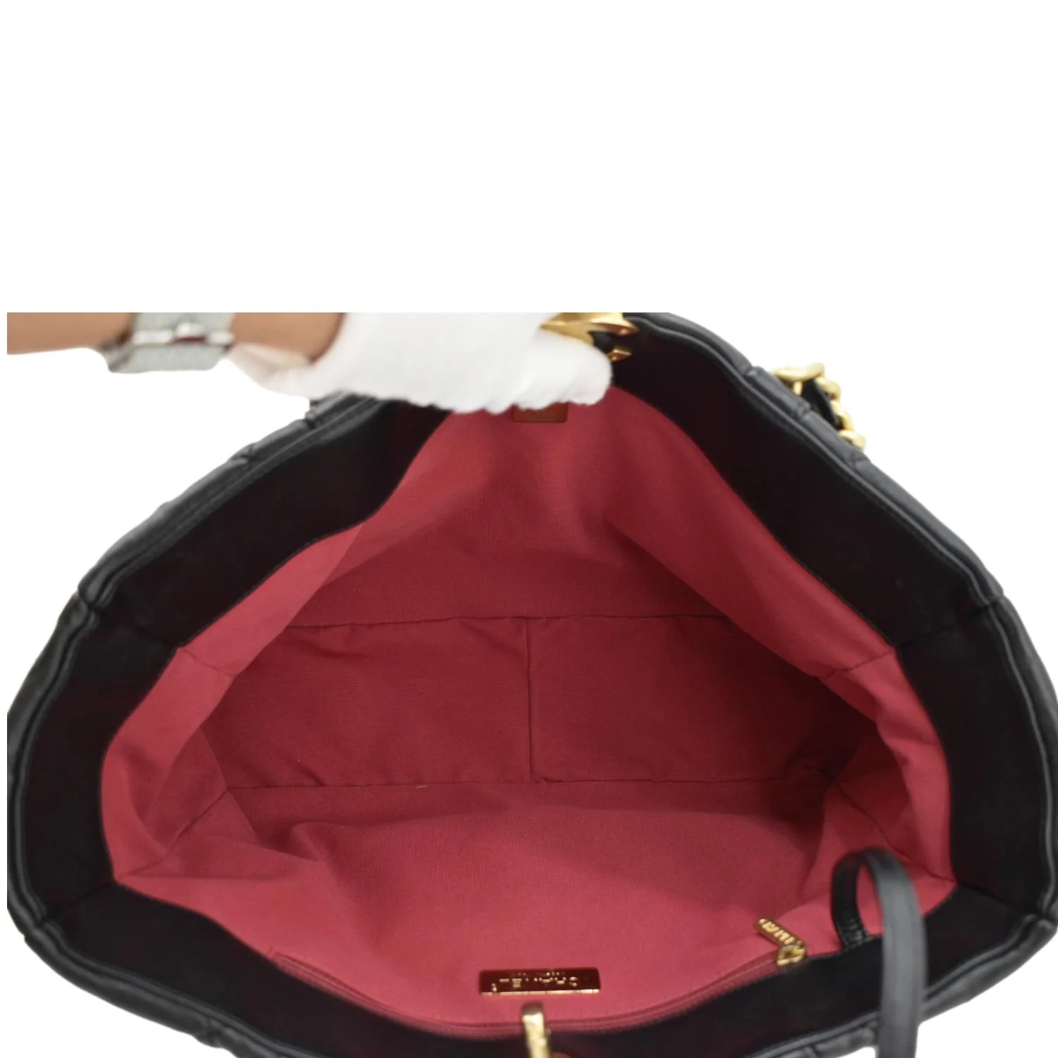 CHANEL 19 East West Quilted Leather Shopping Tote Bag Black - Image 10