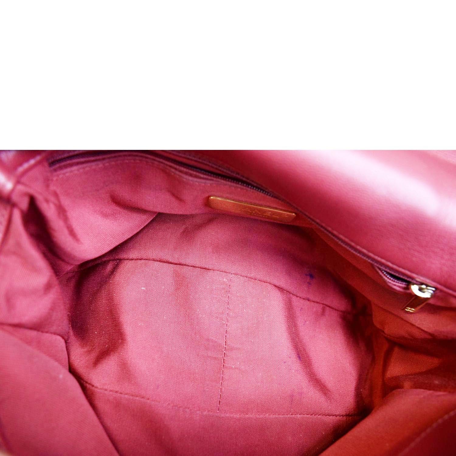 CHANEL 19 Quilted Lambskin Leather Flap Shoulder Bag Red - Image 11