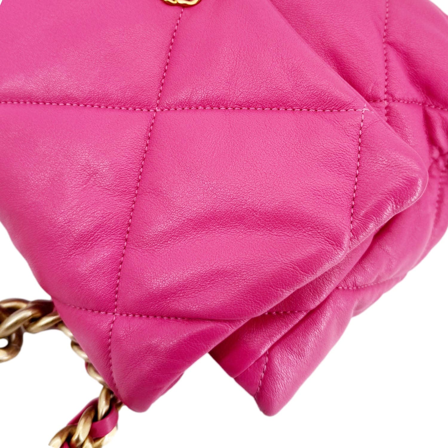 Chanel 19 Flap Medium Lambskin Quilted Leather Shoulder Bag Pink - Image 7