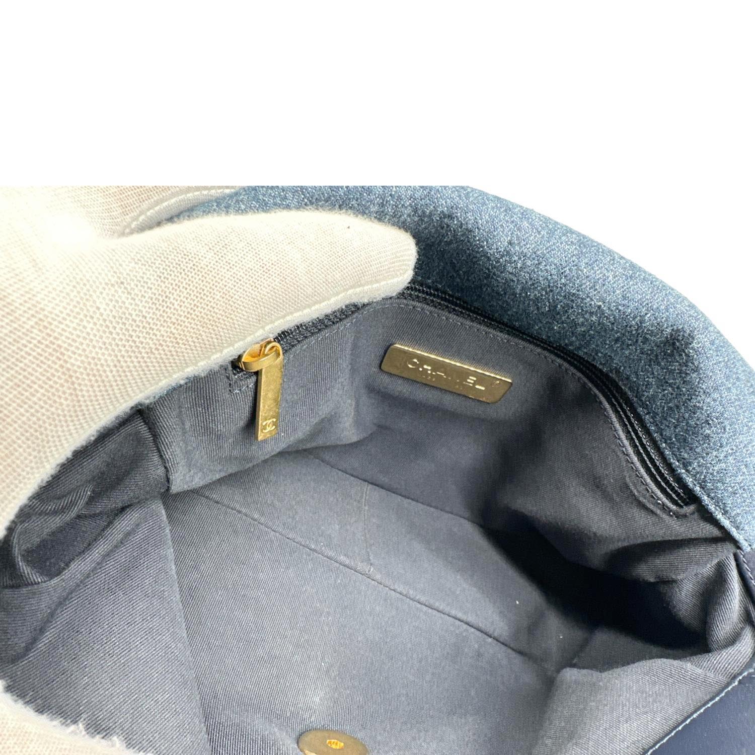 CHANEL 19 Flap Medium Denim Shoulder Bag Blue - Image 10