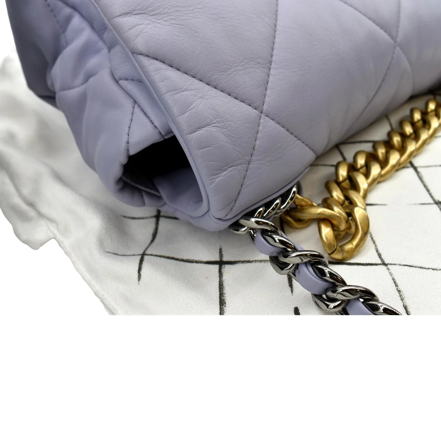 CHANEL 19 Large Flap Quilted Lambskin Leather Shoulder Bag Violet - Image 5