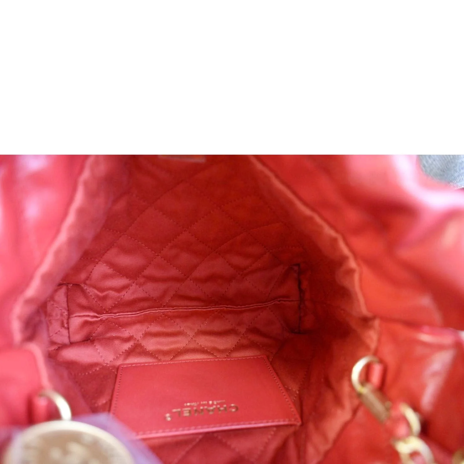 CHANEL 22 Mini Chain Shiny Calfskin Leather Shoulder Bag Red - Image 11