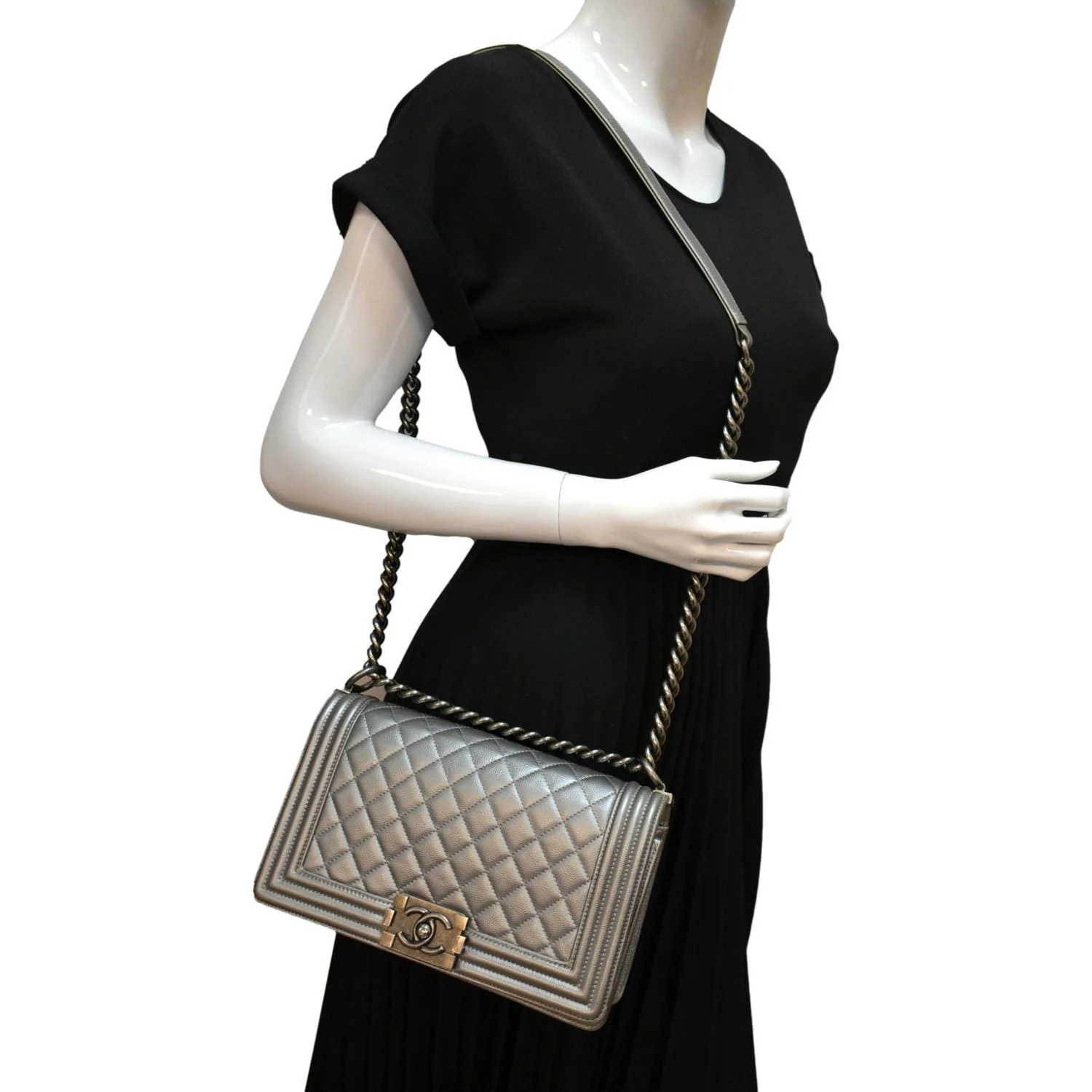 CHANEL Boy Flap Caviar Leather Crossbody Bag Grey - Image 2