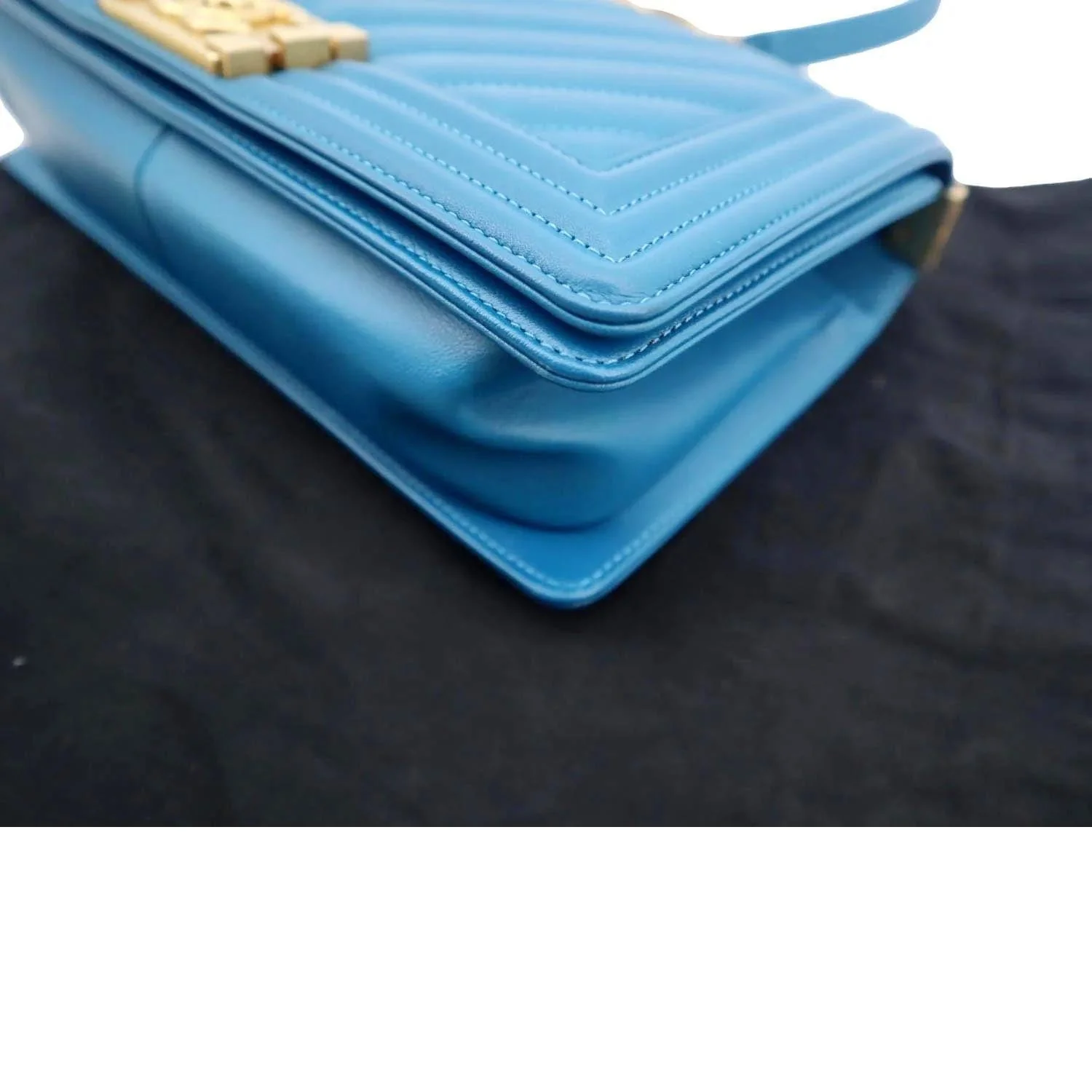 CHANEL Medium Boy Flap Chevron Quilted Calfskin Shoulder Bag Blue - Image 7