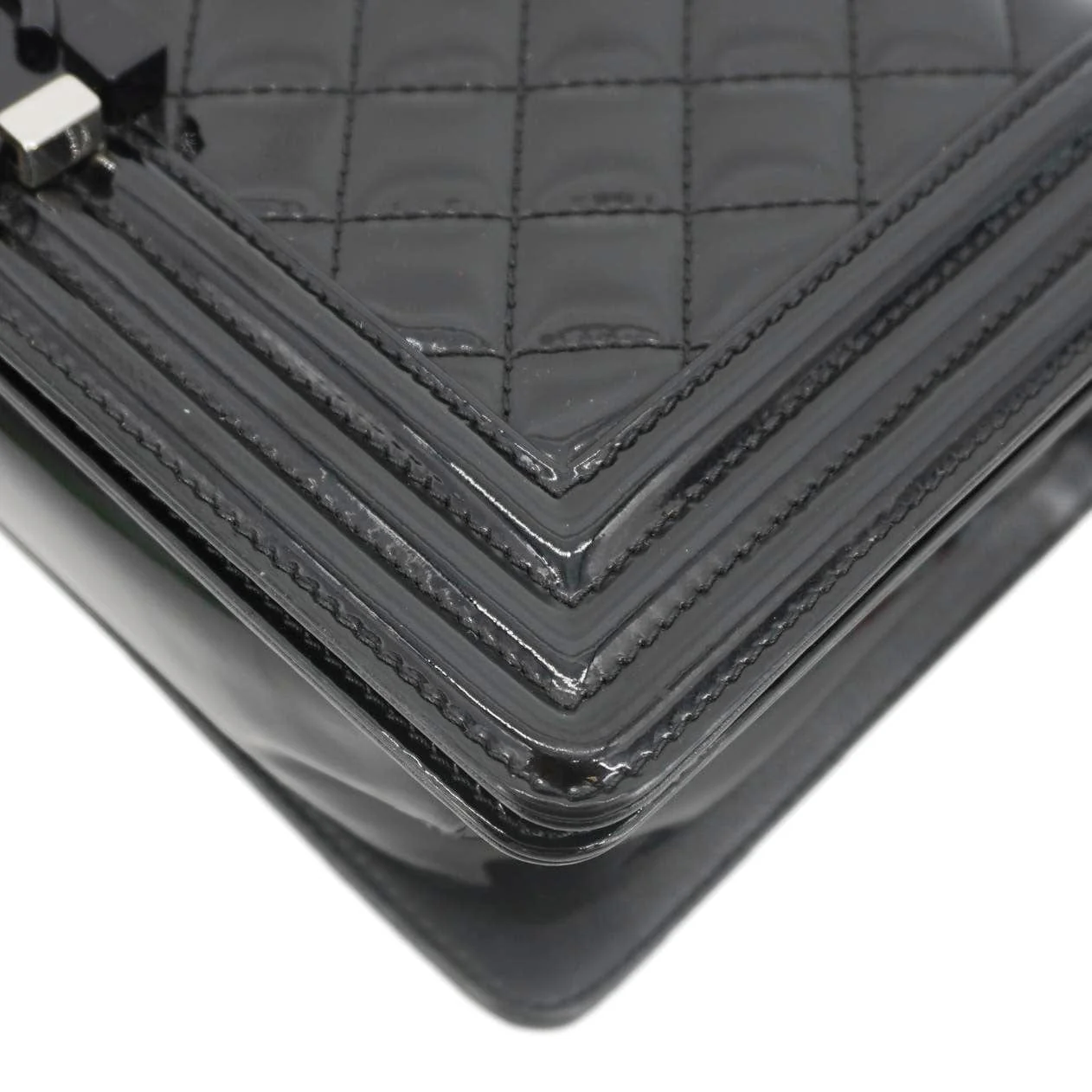 CHANEL Boy Flap Medium Plexiglass Patent Leather Crossbody Bag Black - Image 7