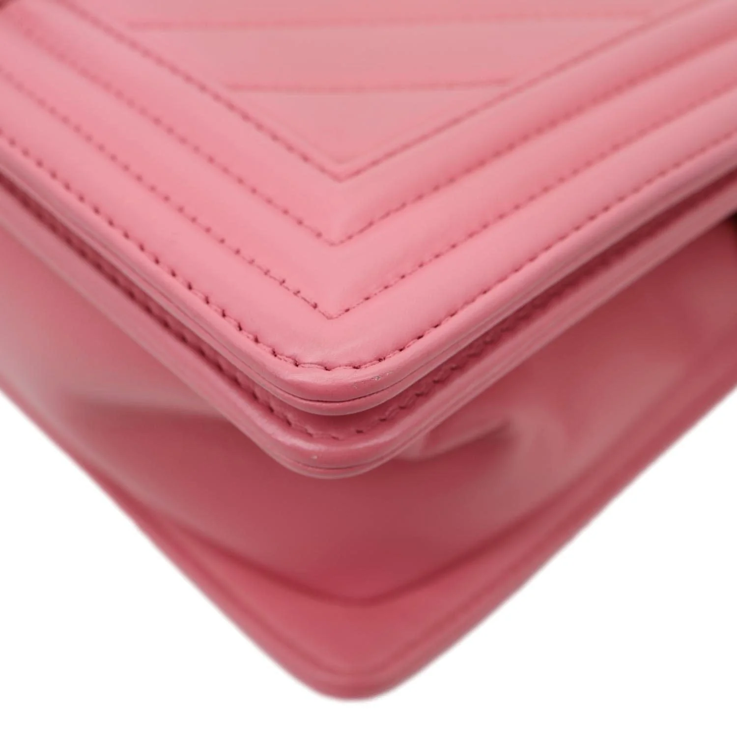 CHANEL Boy Flap Old Medium Chevron Leather Crossbody Bag Pink - Image 9