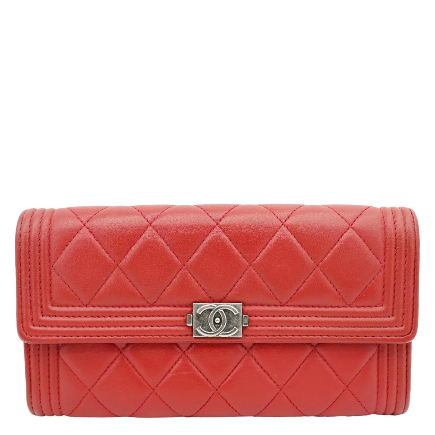 CHANEL Boy Flap Lambskin Quilted Leather Wallet Red