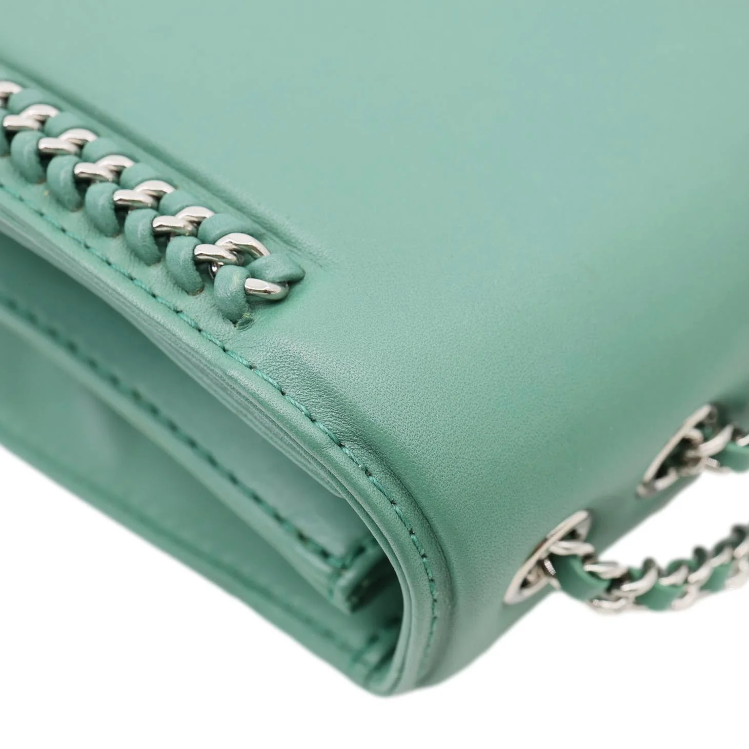 CHANEL Braided Chic Flap Leather Crossbody Bag Green - Image 5