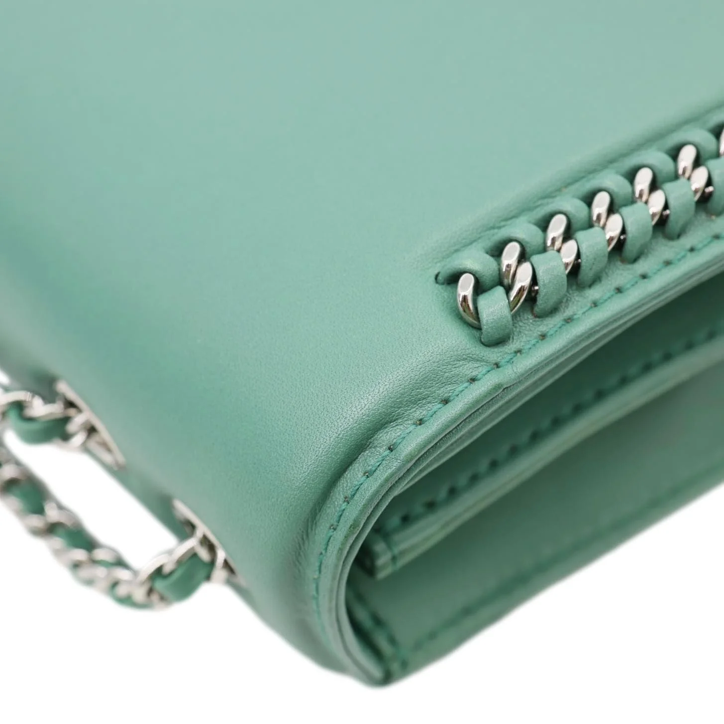 CHANEL Braided Chic Flap Leather Crossbody Bag Green - Image 6