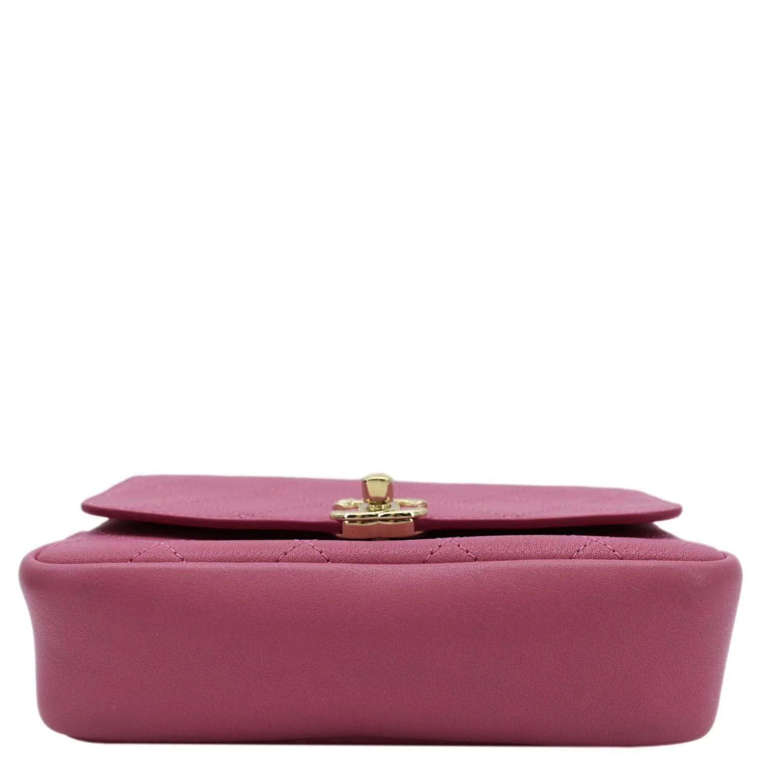 CHANEL Casual Trip Leather Waist Bag Pink - Image 10