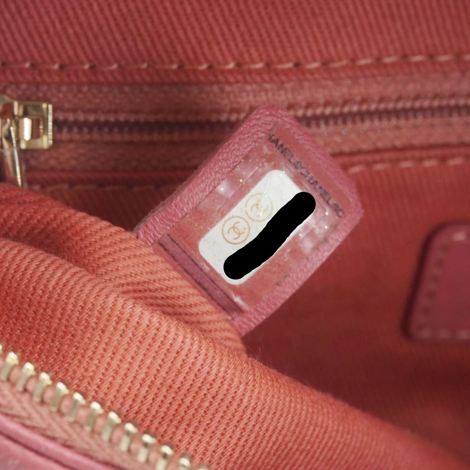 CHANEL Business Affinity Quilted Caviar Leather Belt Bag Pink - Image 17