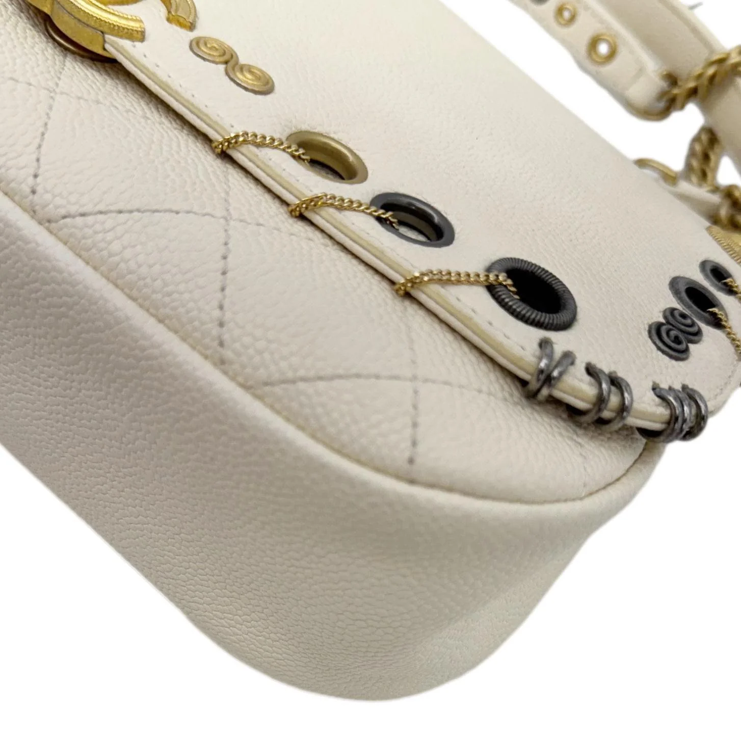 CHANEL Grommet Embellished Chic Flap Quilted Caviar Leather Crossbody Bag Ivory - Image 9