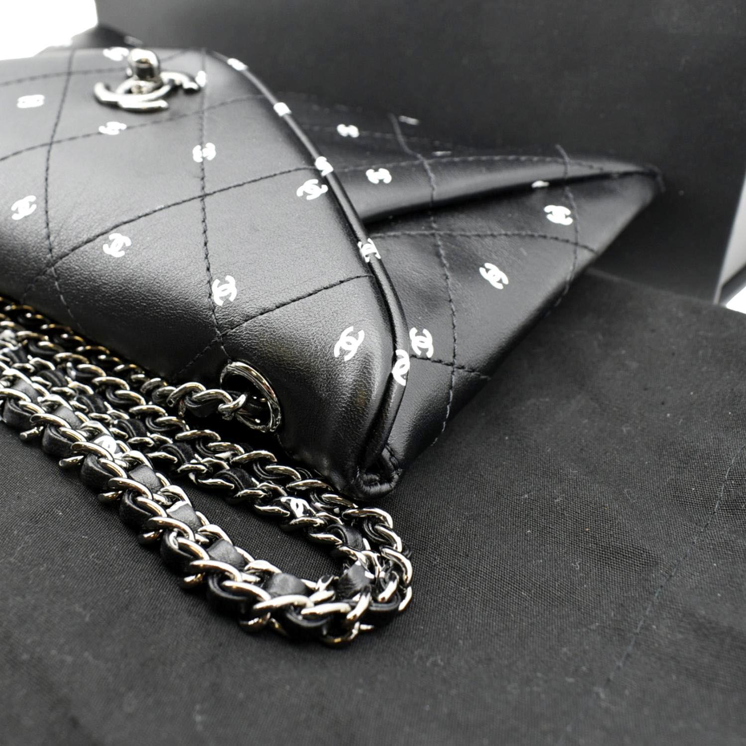 CHANEL CC Envelope Printed Lambskin Leather Chain Clutch Bag Black - Image 6