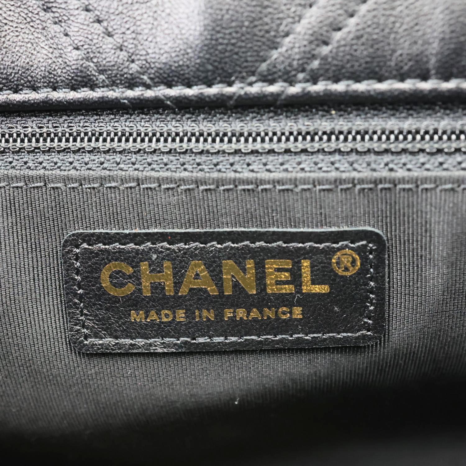 CHANEL CC Pearl Studded Flap Quilted Leather Crossbody Bag Black - Image 14