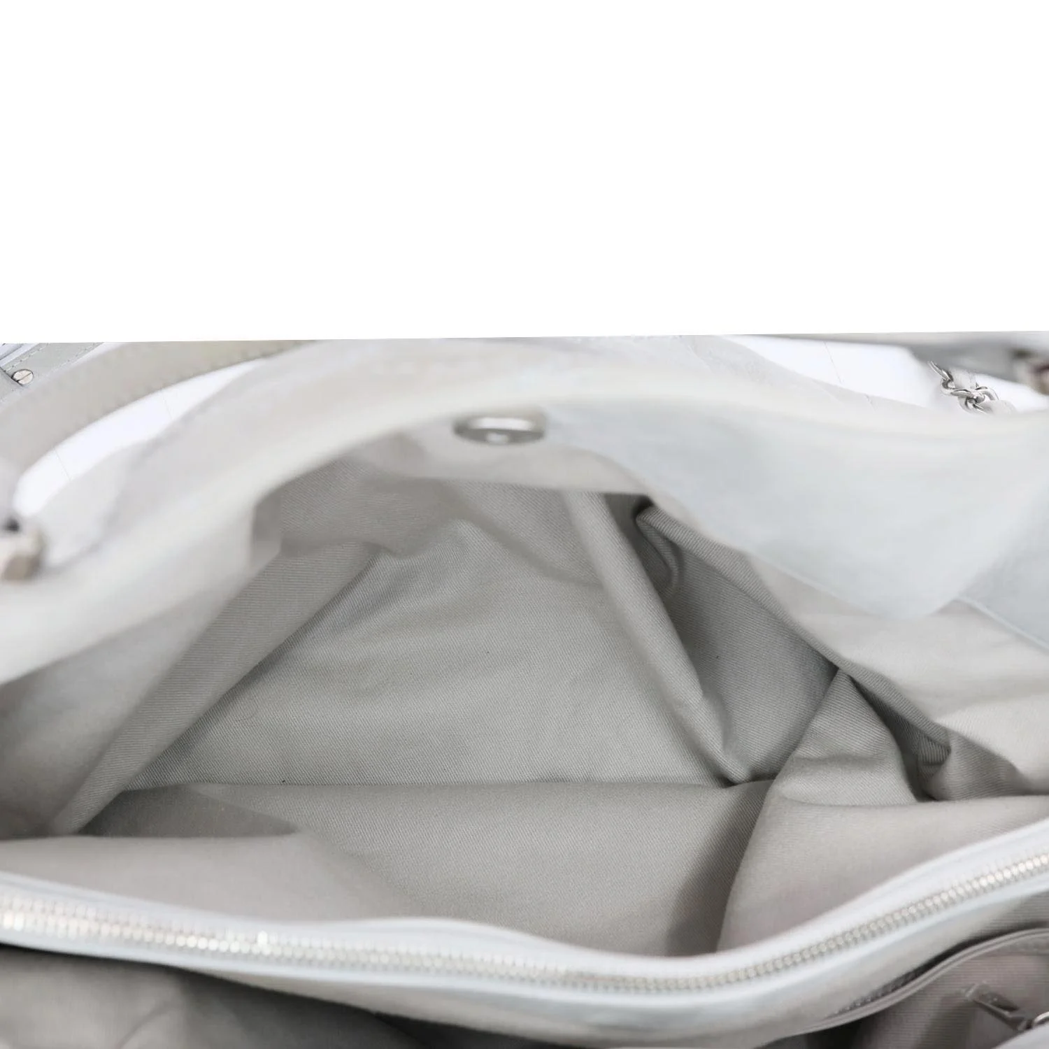 CHANEL CC Sea Hit Quilted Calfskin Leather Tote Bag Grey - Image 12