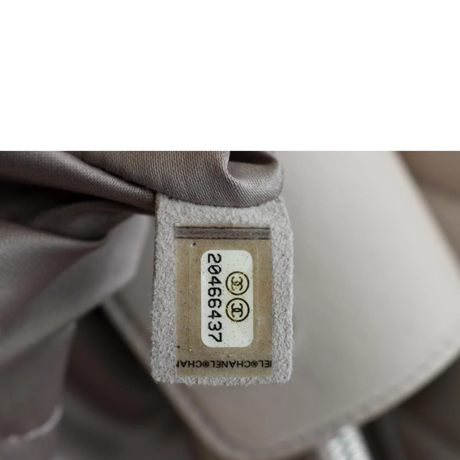 CHANEL CC Quilted Lambskin Leather Shopping Tote Bag Light Pink - Image 11