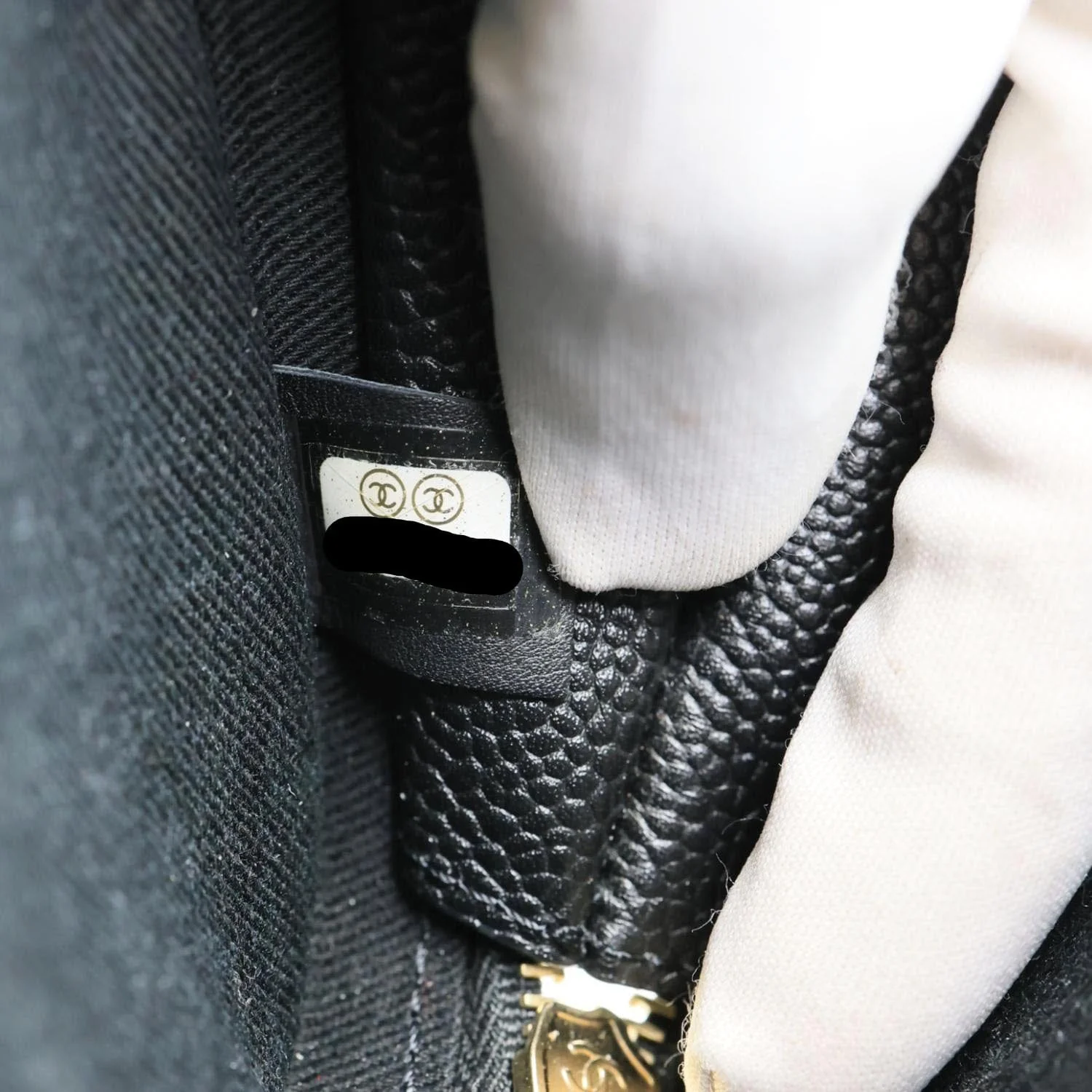CHANEL Chic Affinity Stitched Caviar Leather Waist Bag Black - Image 13