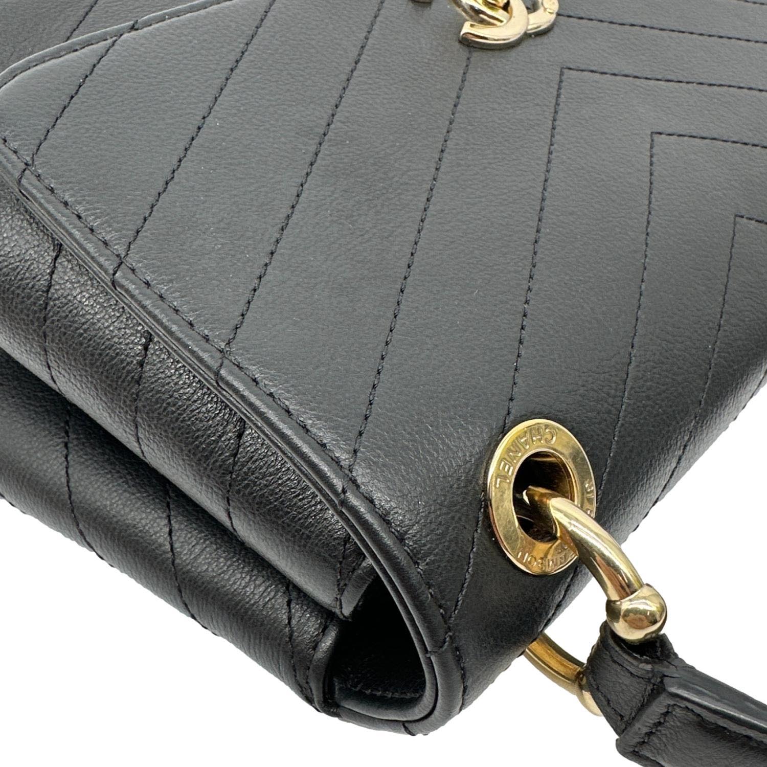 CHANEL Chic Small Chevron Calfskin Leather Top Handle Crossbody Bag Black - Image 5
