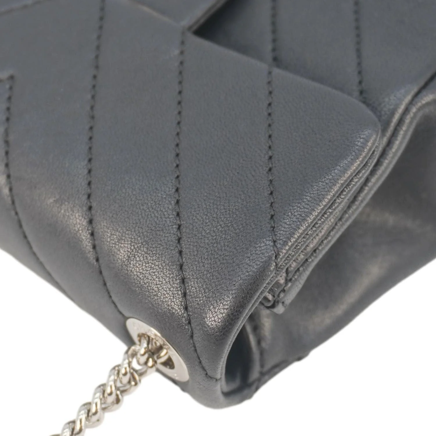 CHANEL Mini Flap Quilted Chevron Leather Crossbody Bag Black - Image 7