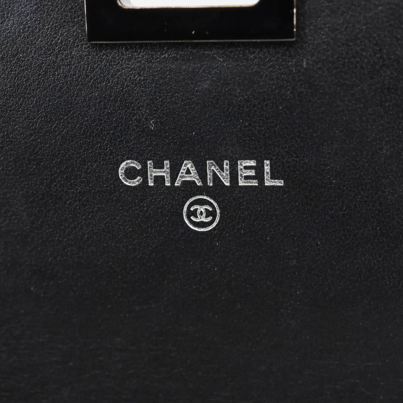 CHANEL Reissue Chevron Leather Wallet On Chain Black - Image 12