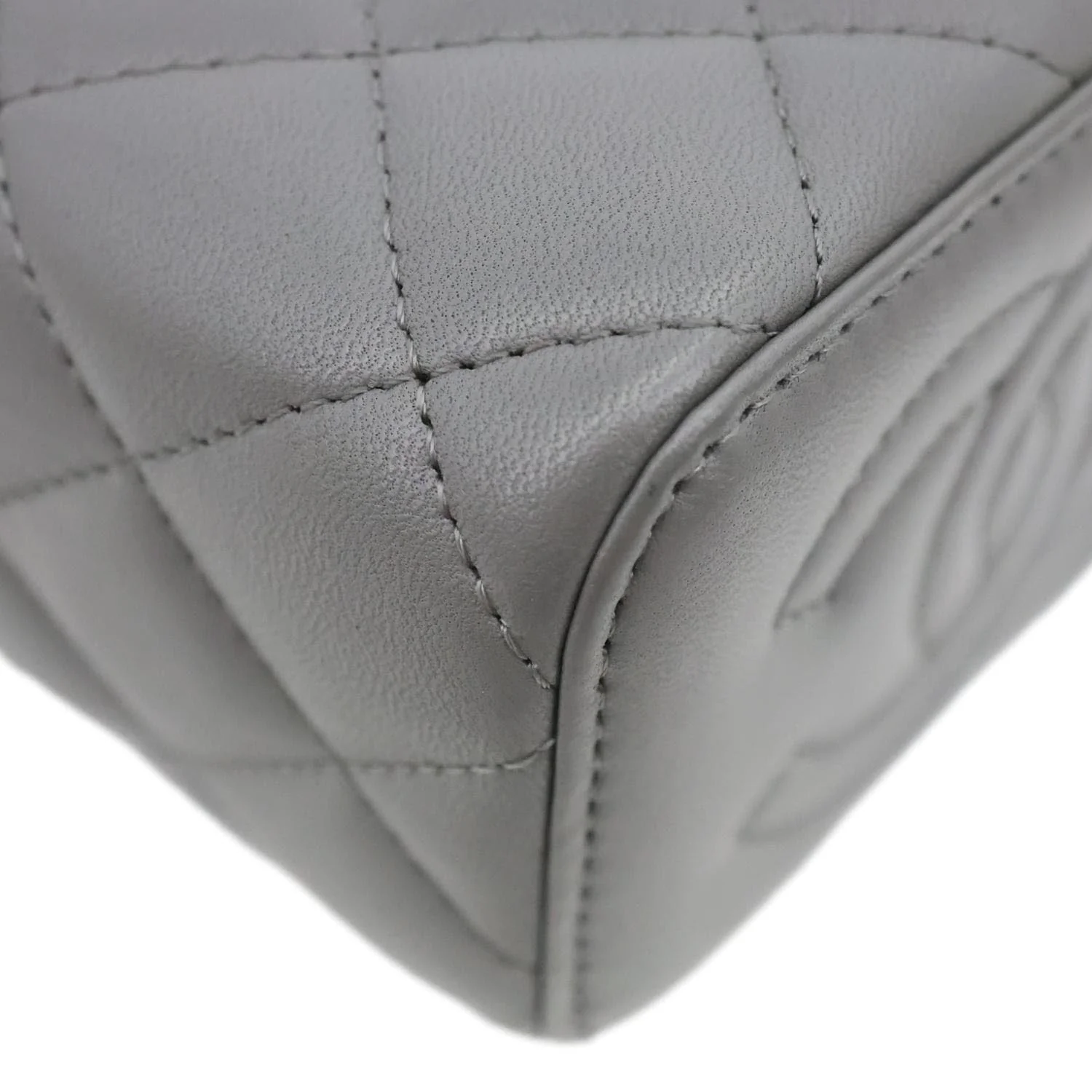 CHANEL Classic Top Handle Quilted Lambskin Leather Vanity Case Crossbody Bag Grey - Image 7
