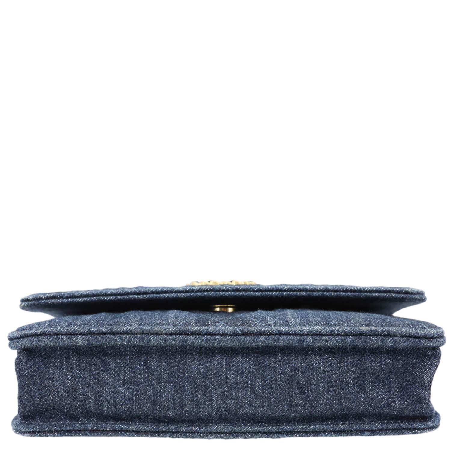 CHANEL 19 Flap Denim Wallet On Chain Shoulder Bag Blue - Image 9
