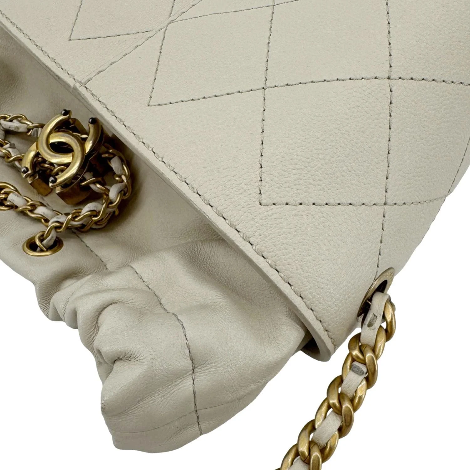CHANEL CC Drawstring Quilted Leather Crossbody Bucket Bag Cream - Image 6