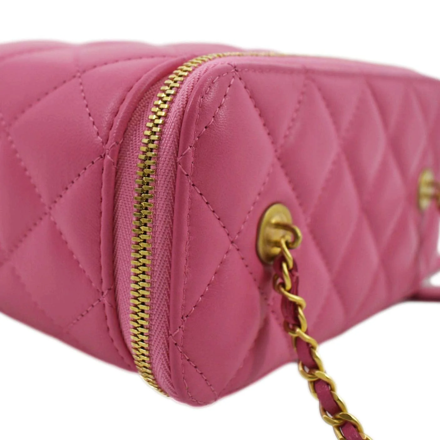 CHANEL Enamel Coco Hearts Small Quilted Leather Crossbody Vanity Case Pink - Image 6