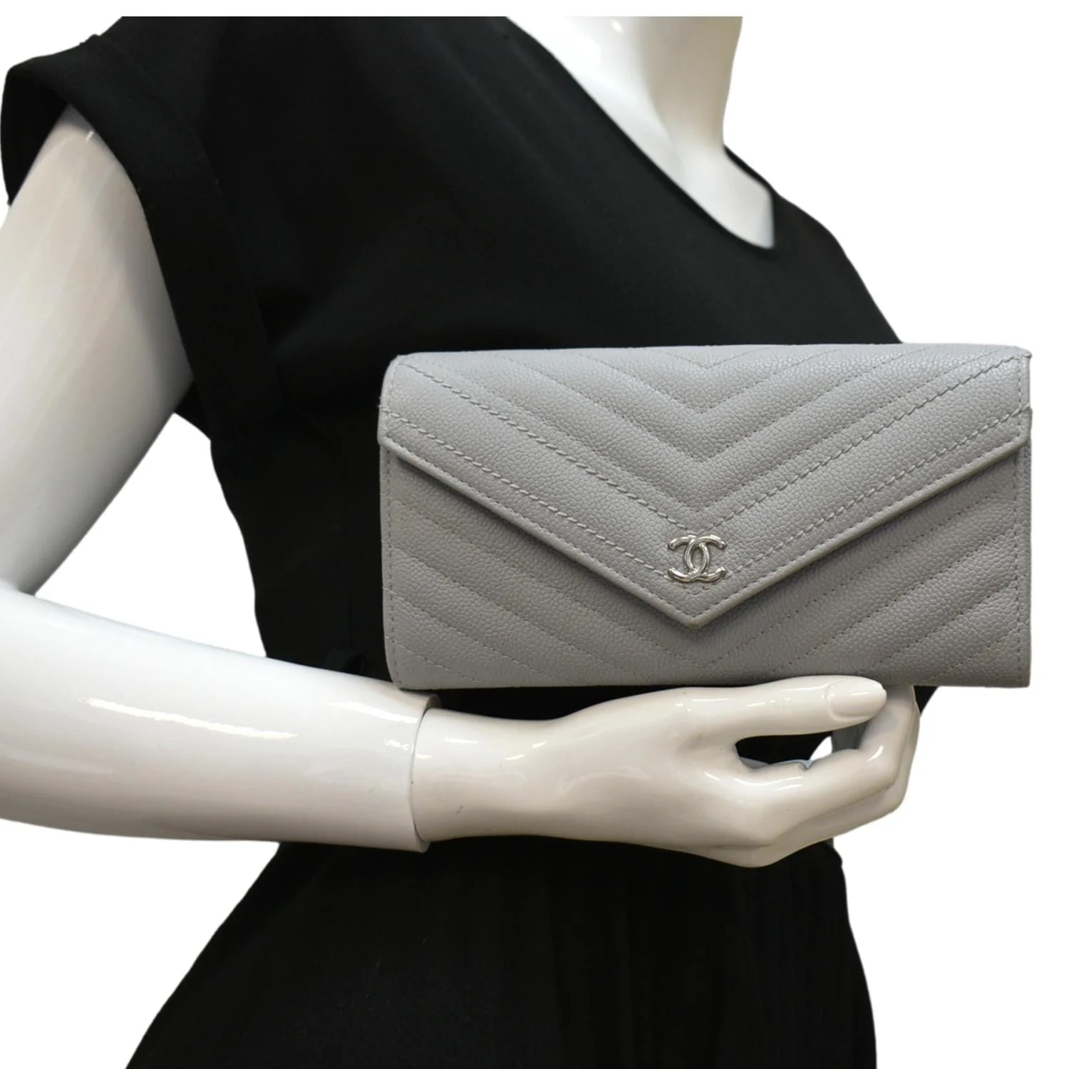 CHANEL Long Flap Quilted Chevron Caviar Wallet Light Grey - Image 2