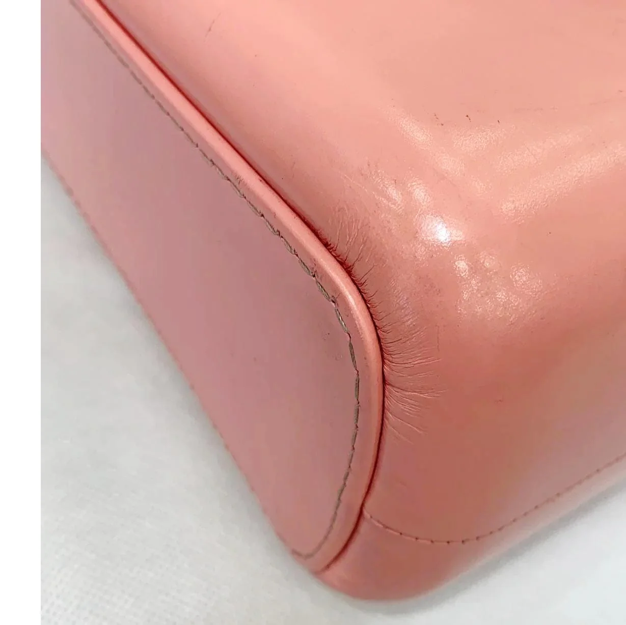 CHANEL Gabrielle Medium Aged Calfskin Leather Shoulder Bag Pink - Image 8