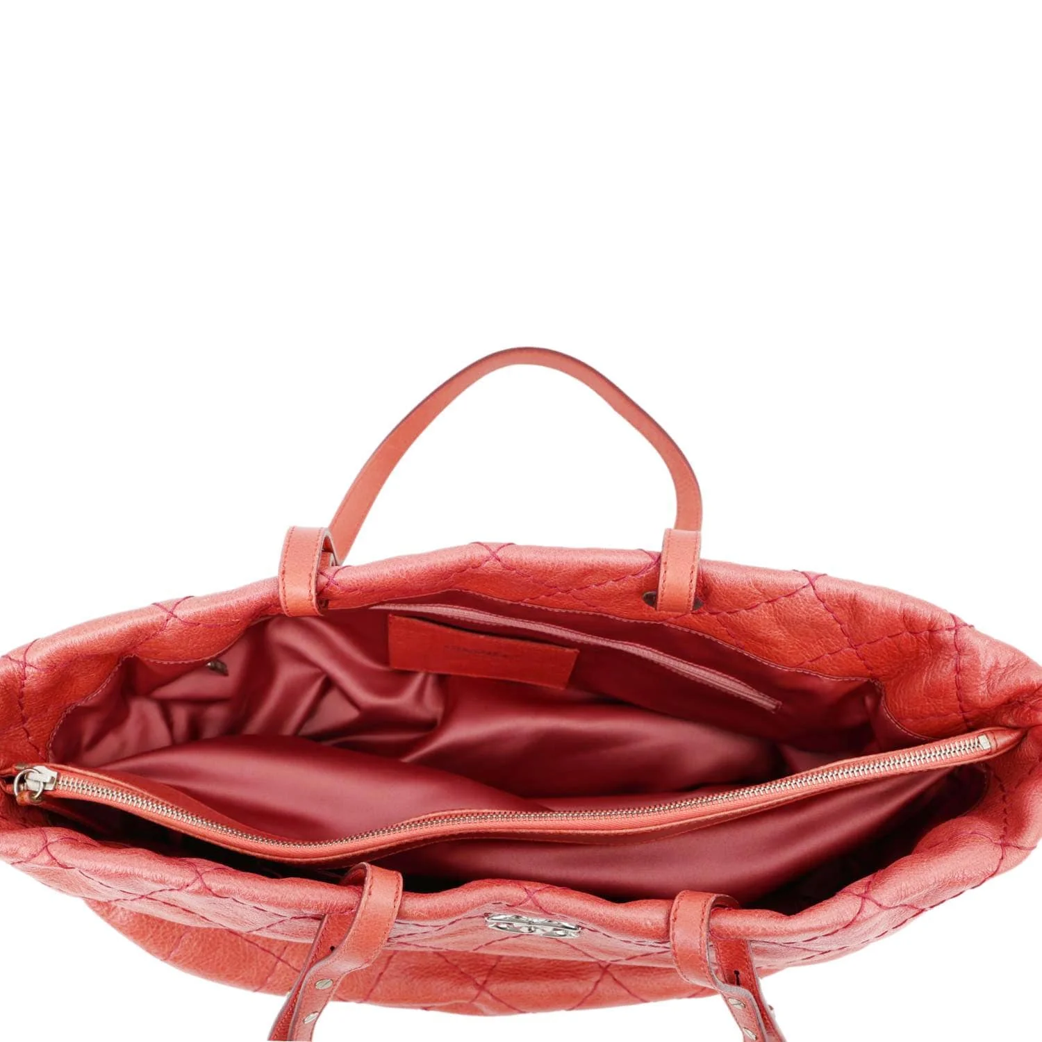 CHANEL On The Road Large Glazed Quilted Calfskin Leather Tote Bag Red - Image 10