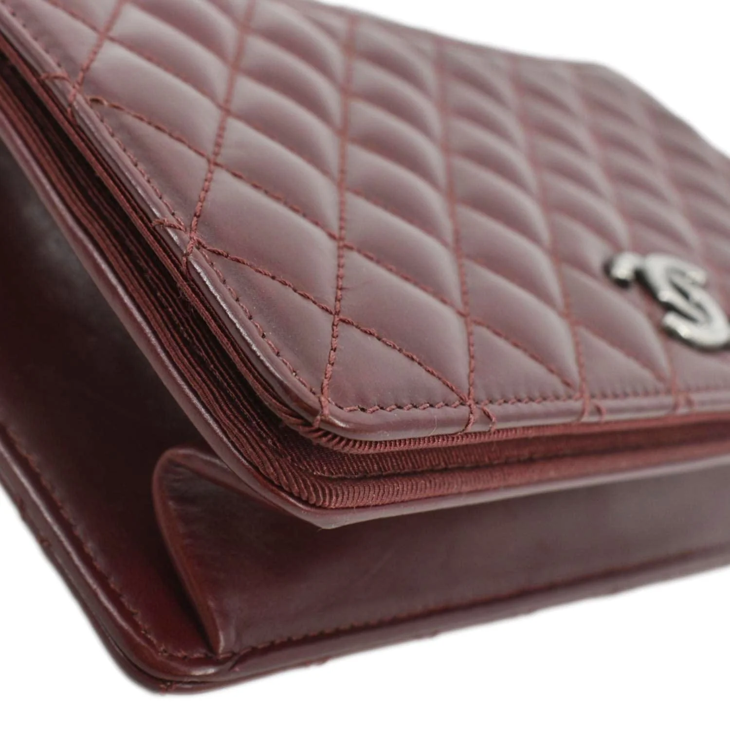CHANEL Grosgrain Ballerine Flap Quilted Leather Crossbody Bag Maroon - Image 7