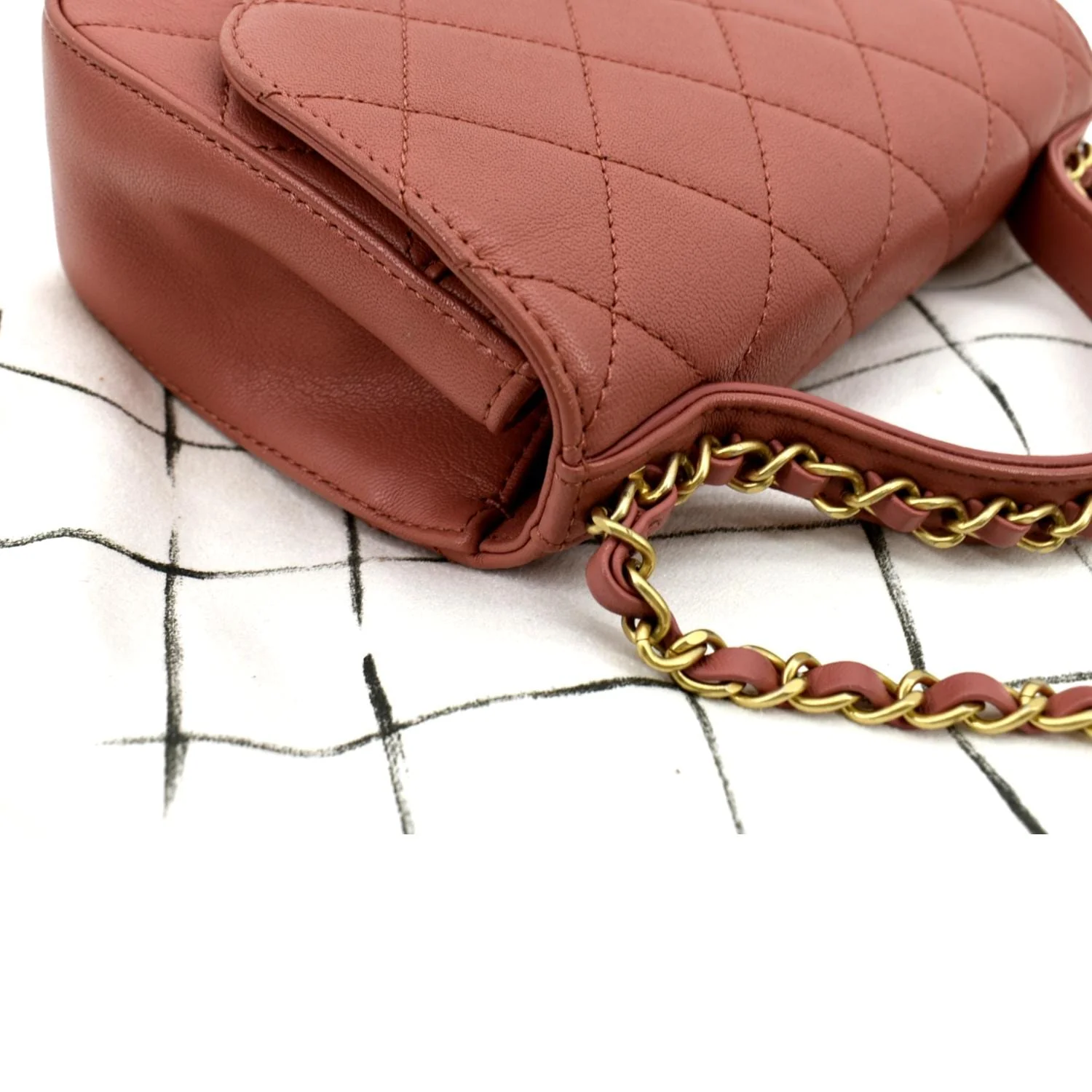 CHANEL Infinity Chain Quilted Leather Crossbody Bag Pink - Image 6