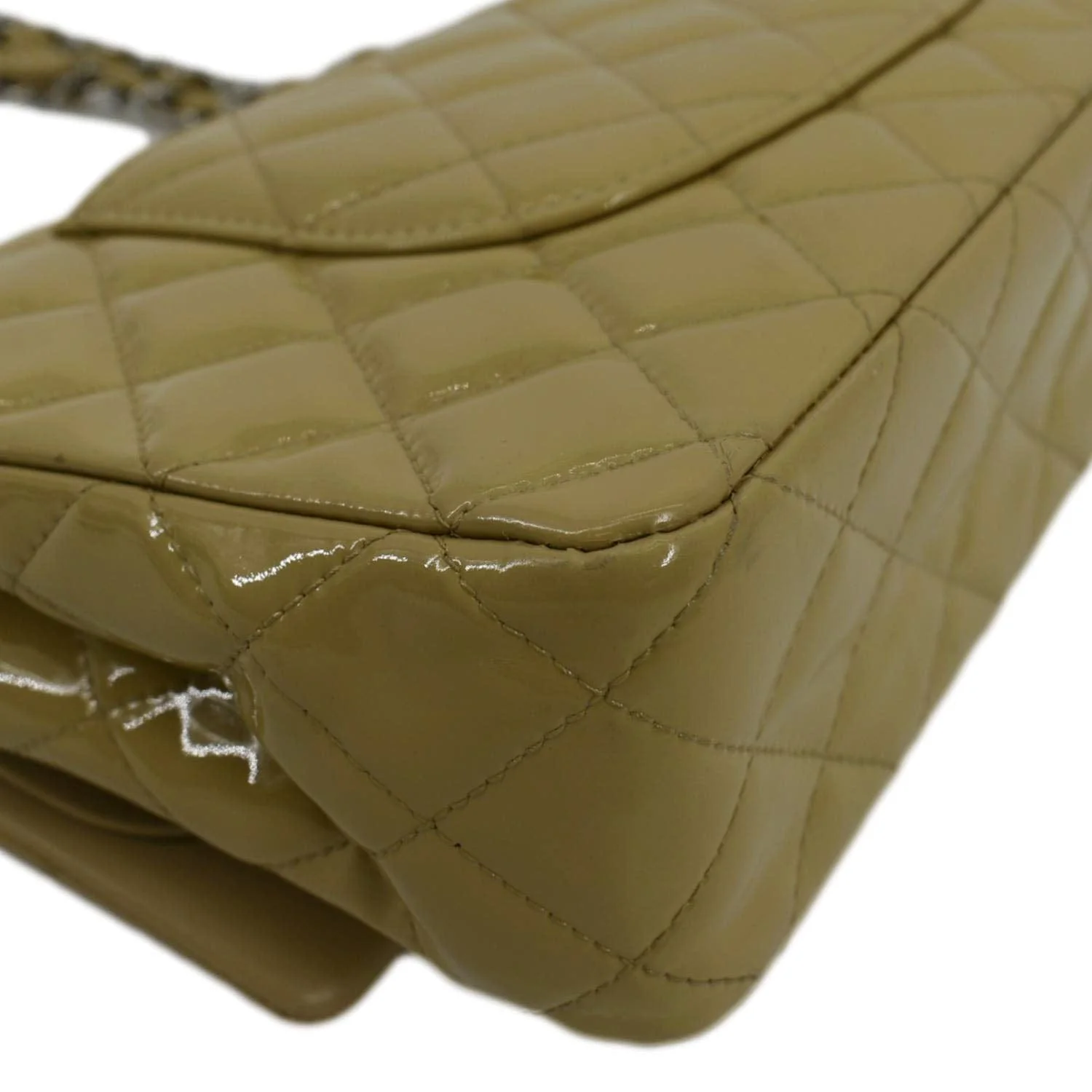 CHANEL Classic Jumbo Double Flap Quilted Leather Shoulder Bag Beige - Image 7