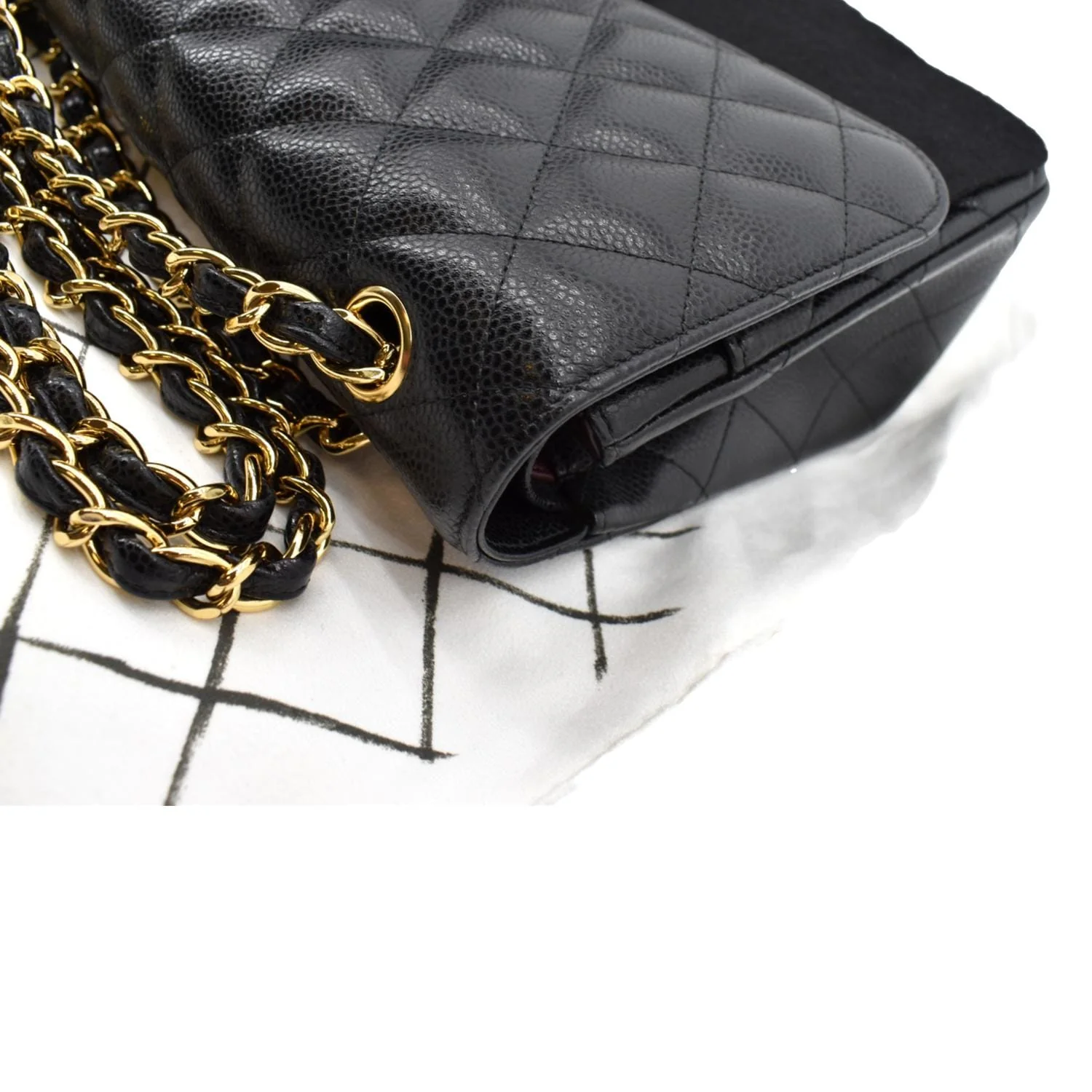 CHANEL Jumbo Double Flap Caviar Leather Shoulder Bag Black - Image 5