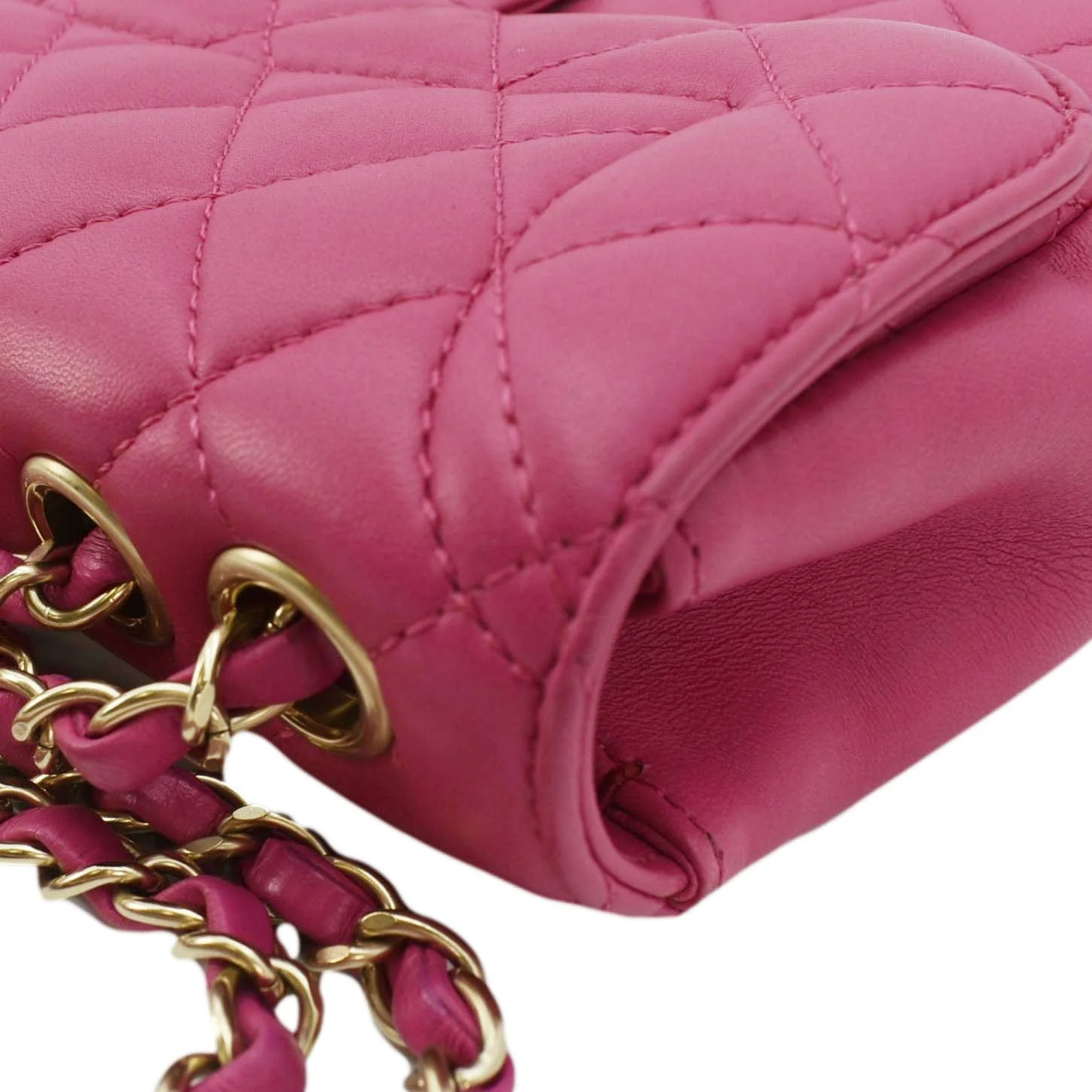 CHANEL Chic Flap Quilted Lambskin Leather Crossbody Bag Pink - Image 8