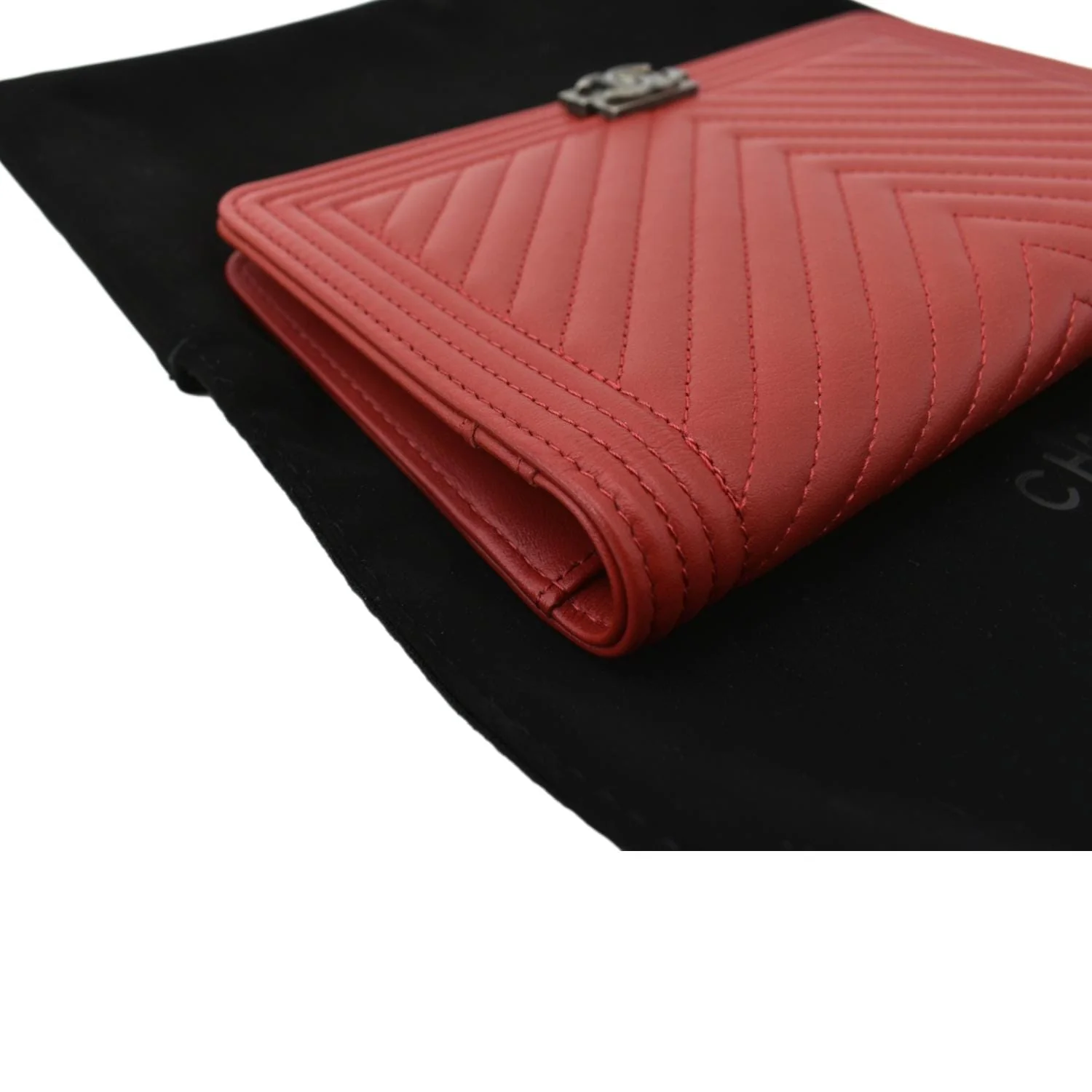CHANEL Women Long Flap Chevron Leather Wallet Red - Image 5