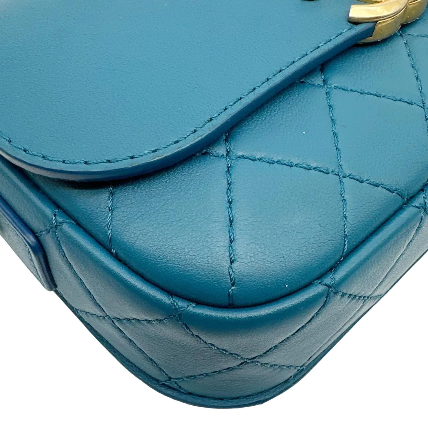 CHANEL Multi Pouching Flap With Coin Purse Quilted Calfskin Leather Crossbody Bag Blue - Image 5