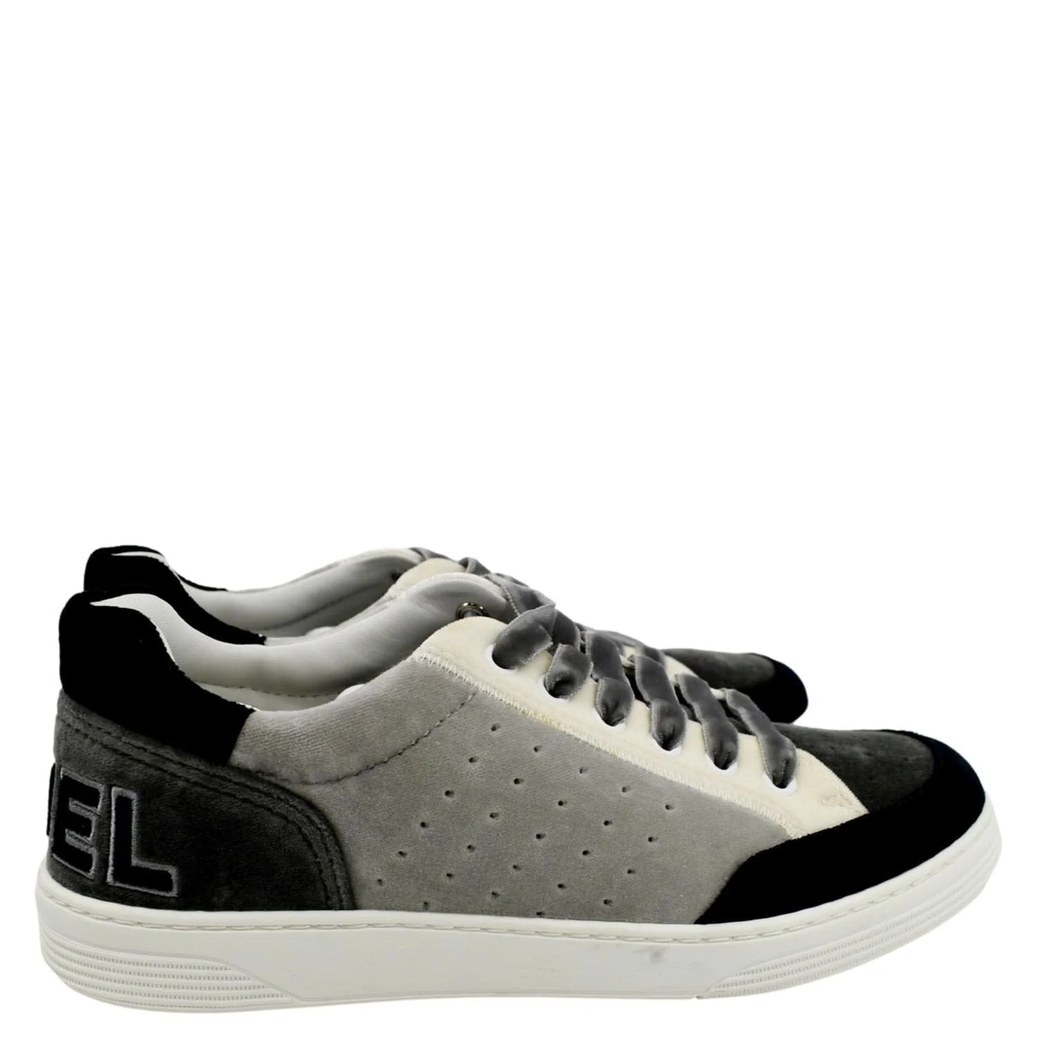 CHANEL Velvet Multicolor Sneakers Size 39 - Image 3