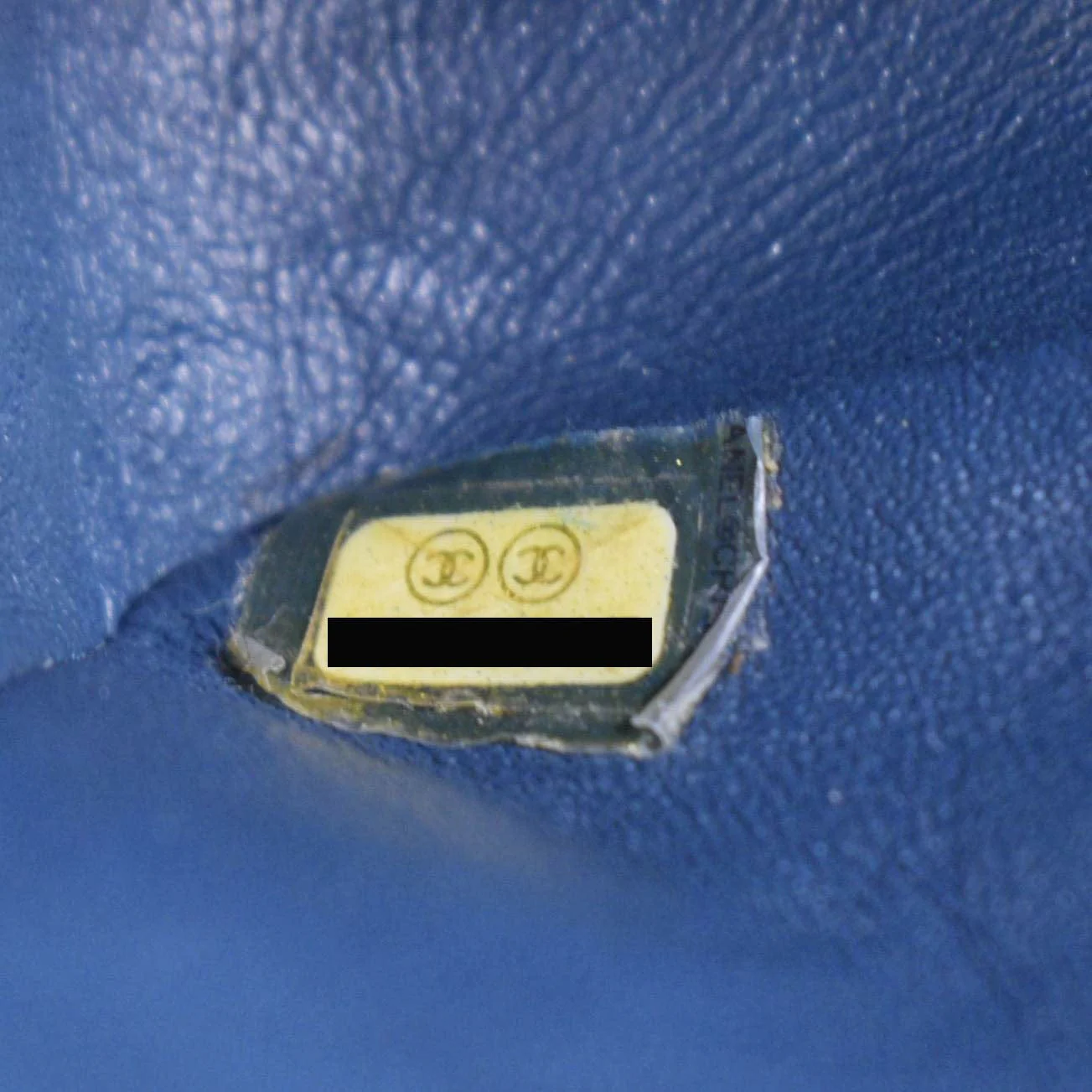 CHANEL Flap Quilted Patent Leather Shoulder Bag Green - Image 14