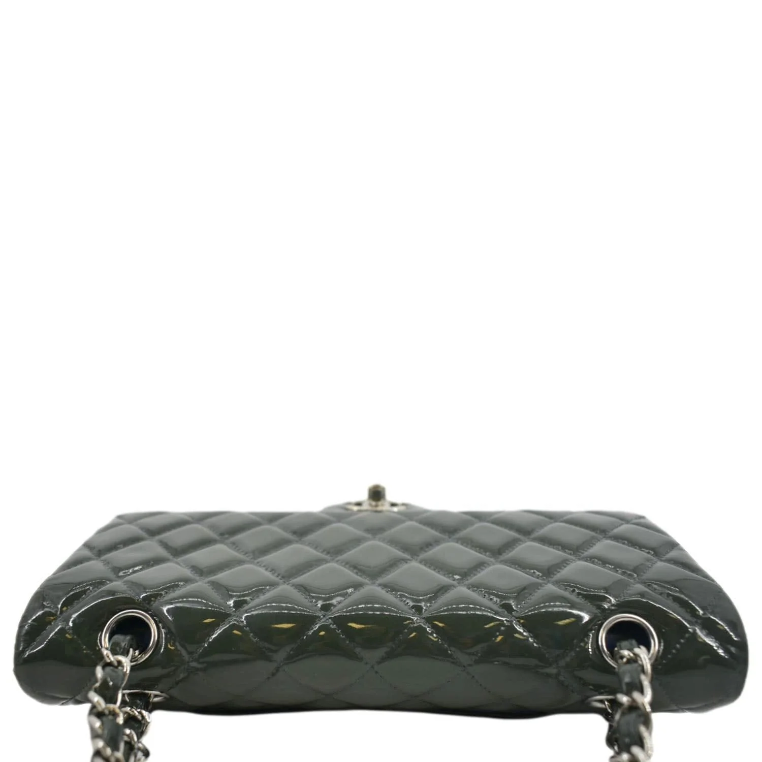 CHANEL Flap Quilted Patent Leather Shoulder Bag Green - Image 3