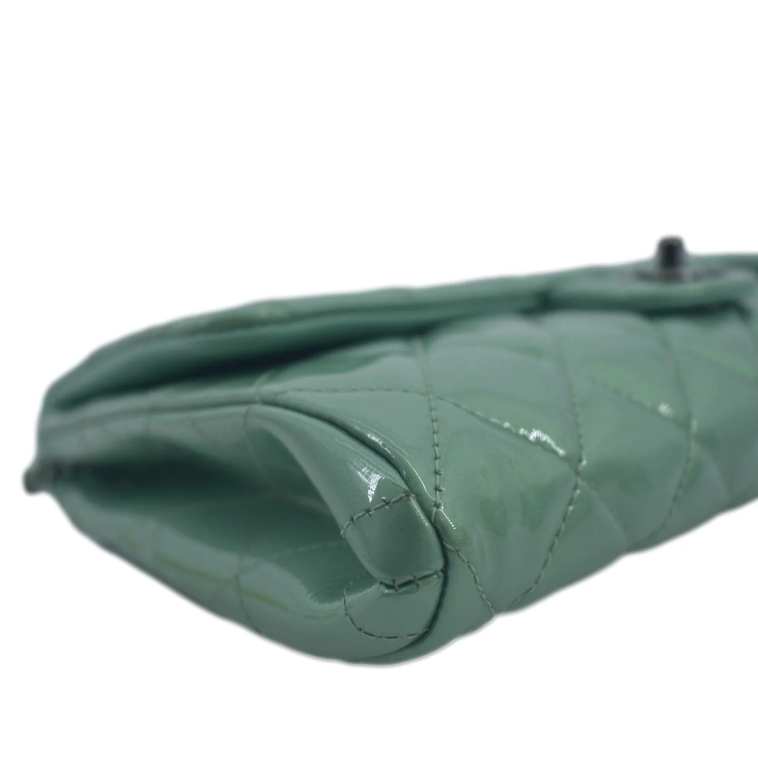 CHANEL Flap Quilted Patent Leather Shoulder Bag Green - Image 10
