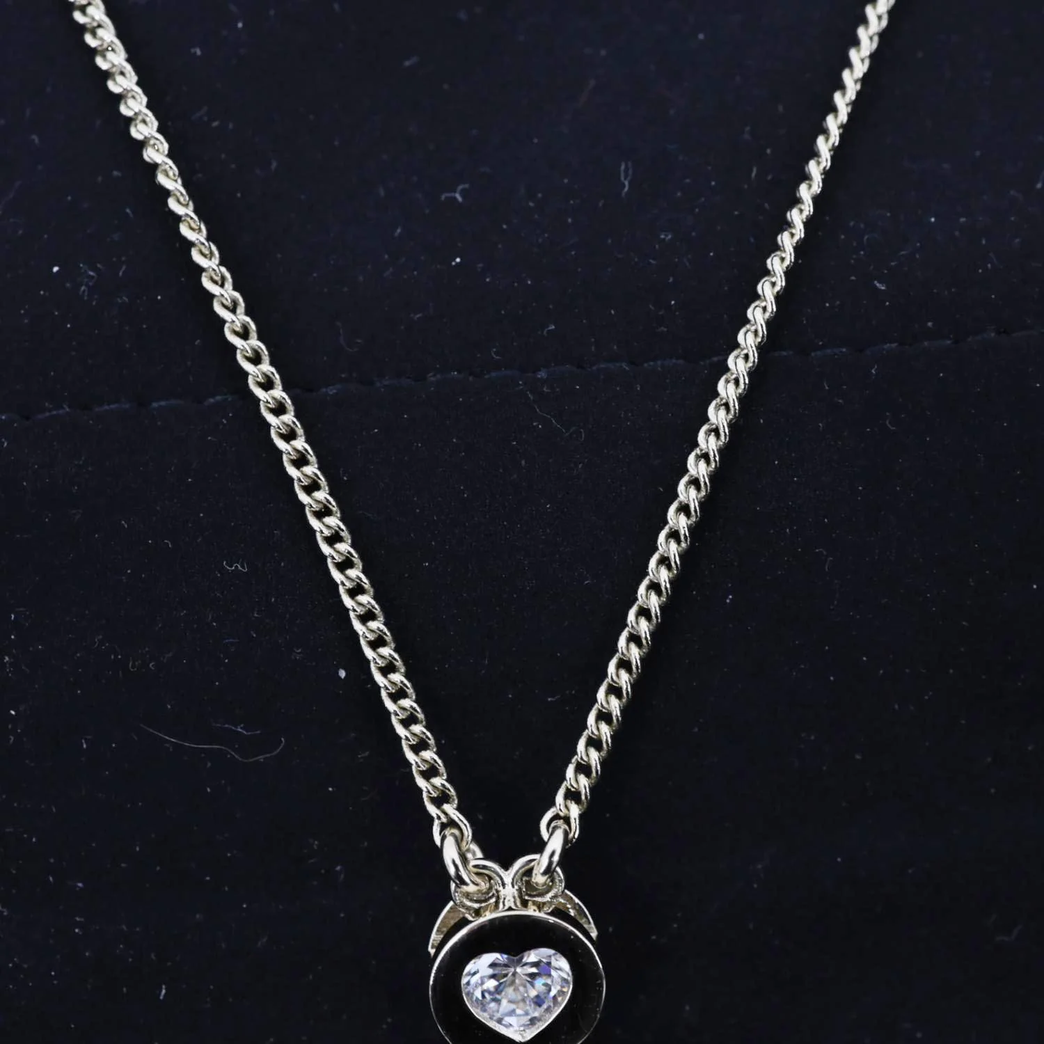 CHANEL Pave Crystal CC Logo Metal Necklace Gold - Image 5