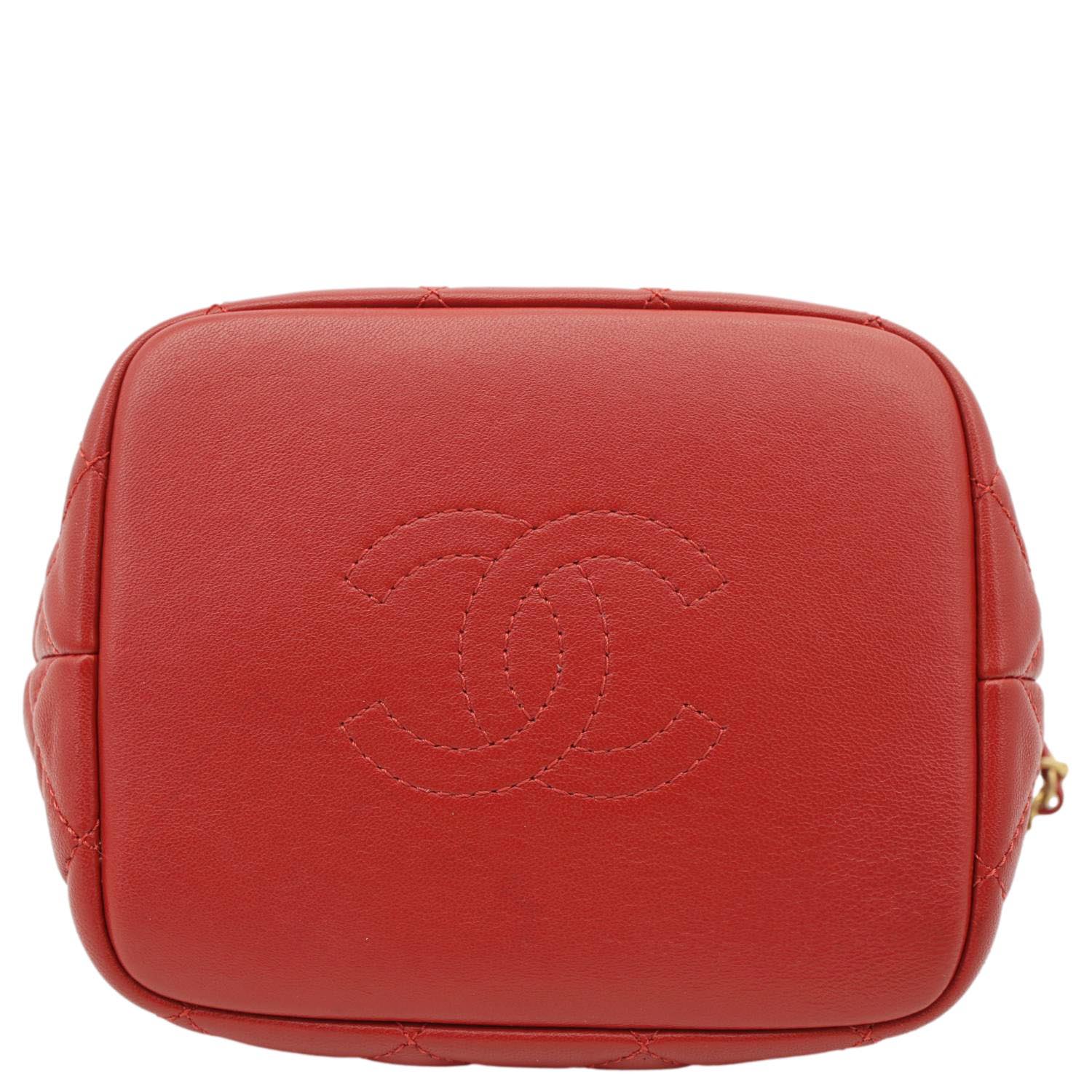 CHANEL Perfect Meeting Quilted Leather Hobo Bag Red - Image 11