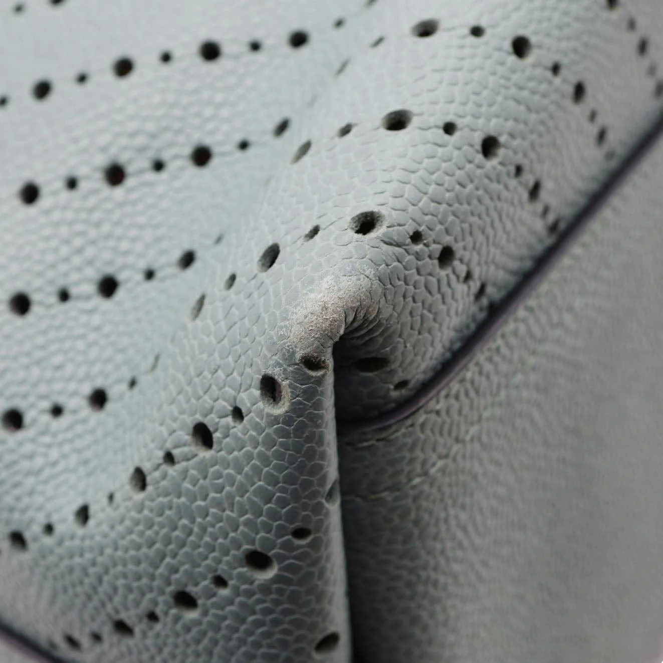CHANEL Perforated Grained Calfskin Leather Shopping Tote Bag Green - Image 12