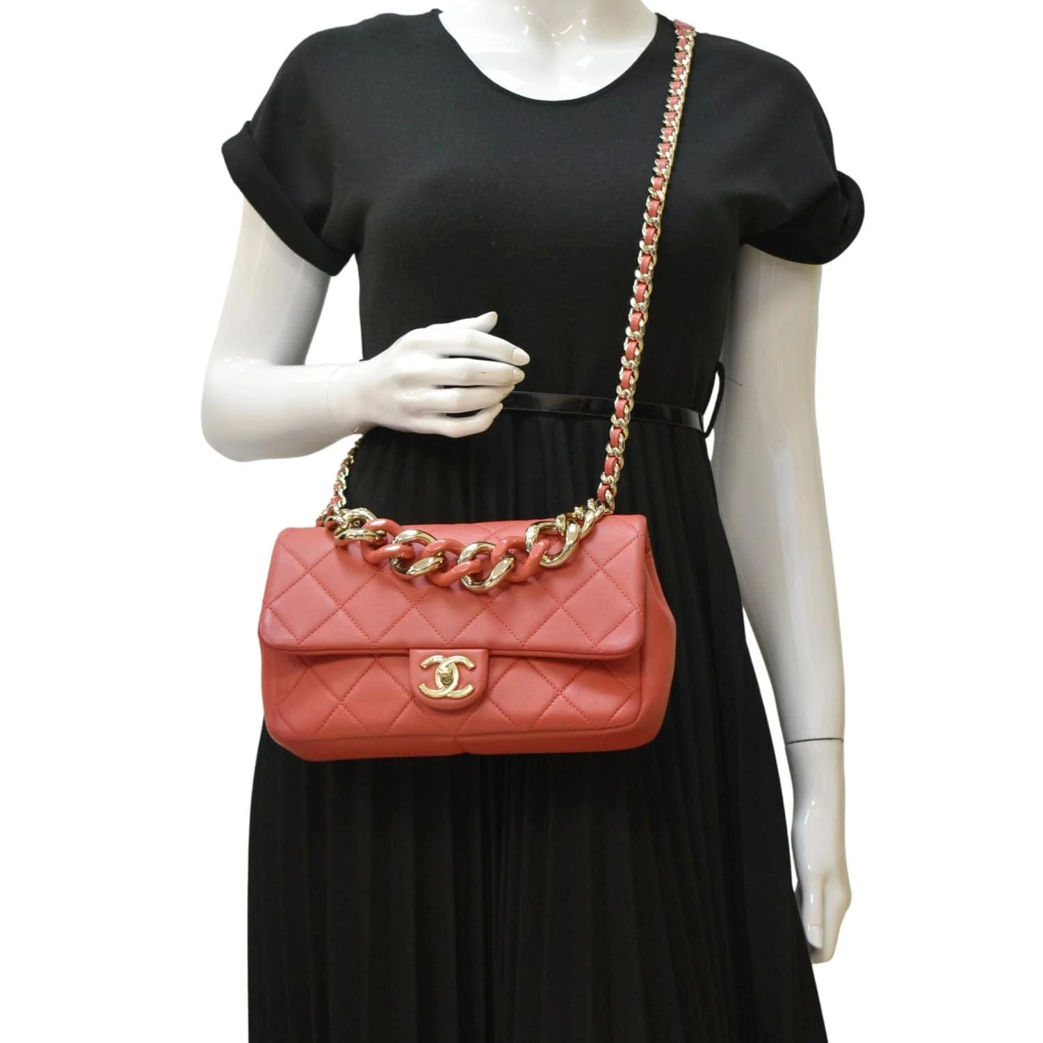 CHANEL Resin Chain Flap Lambskin Quilted Leather Shoulder Bag Red - Image 2
